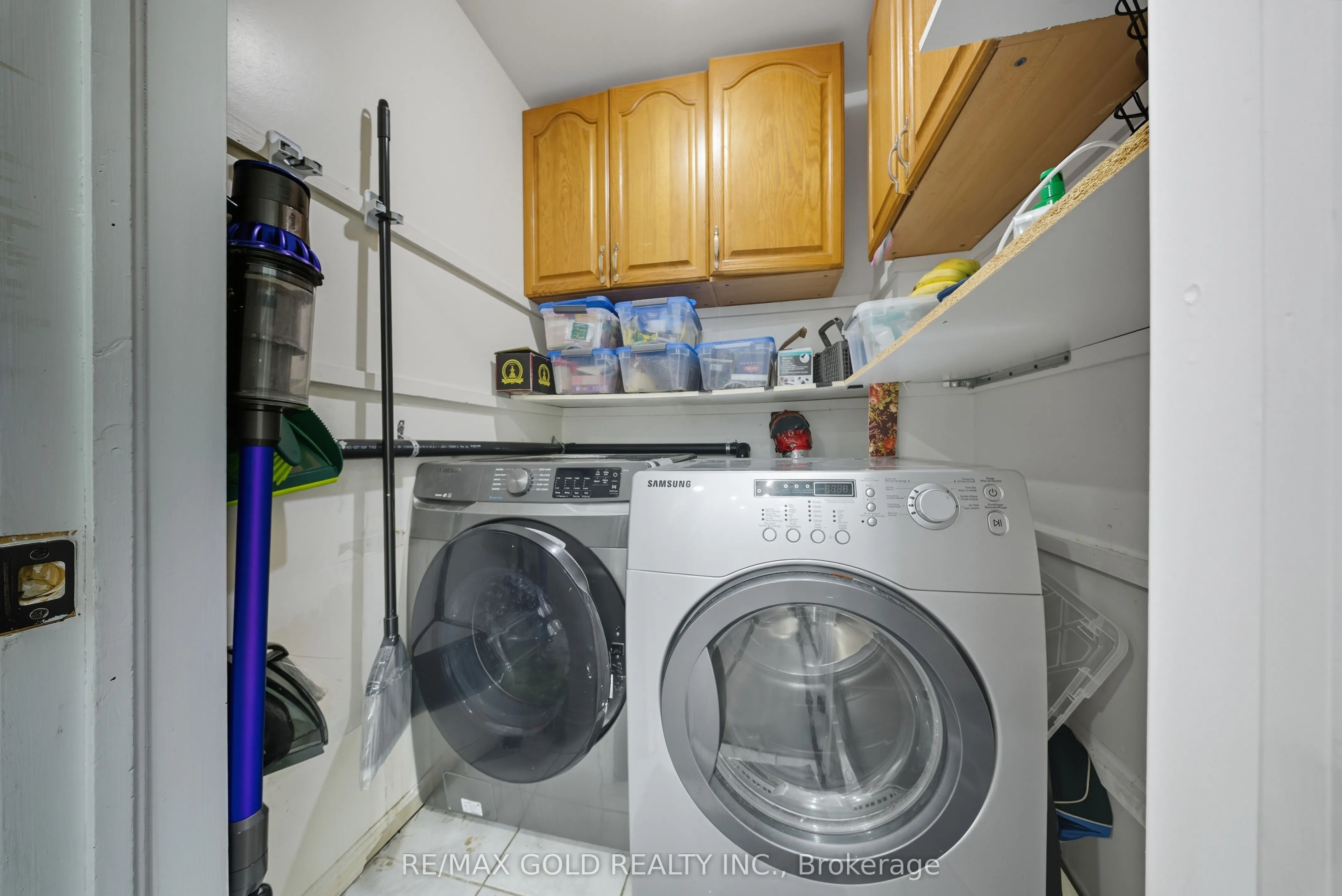 11 Flatlands Way