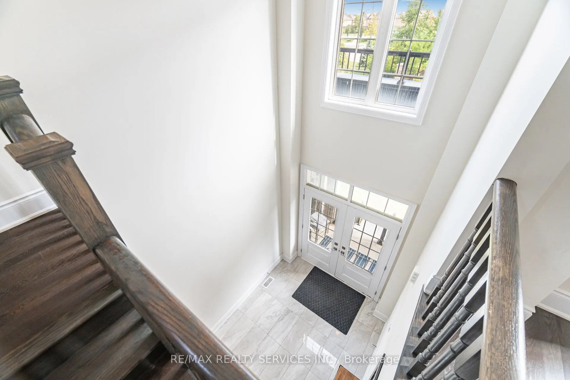 38 Foxsparrow Road