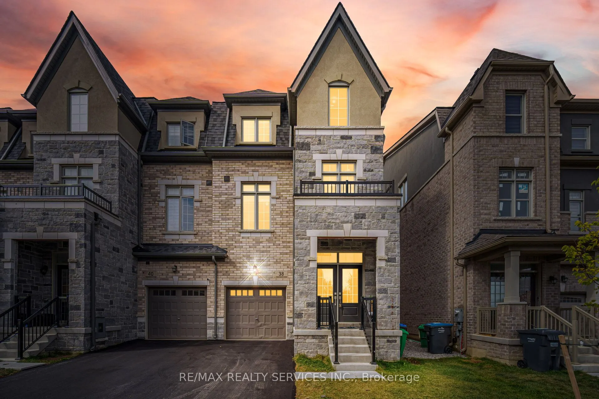 38 Foxsparrow Road