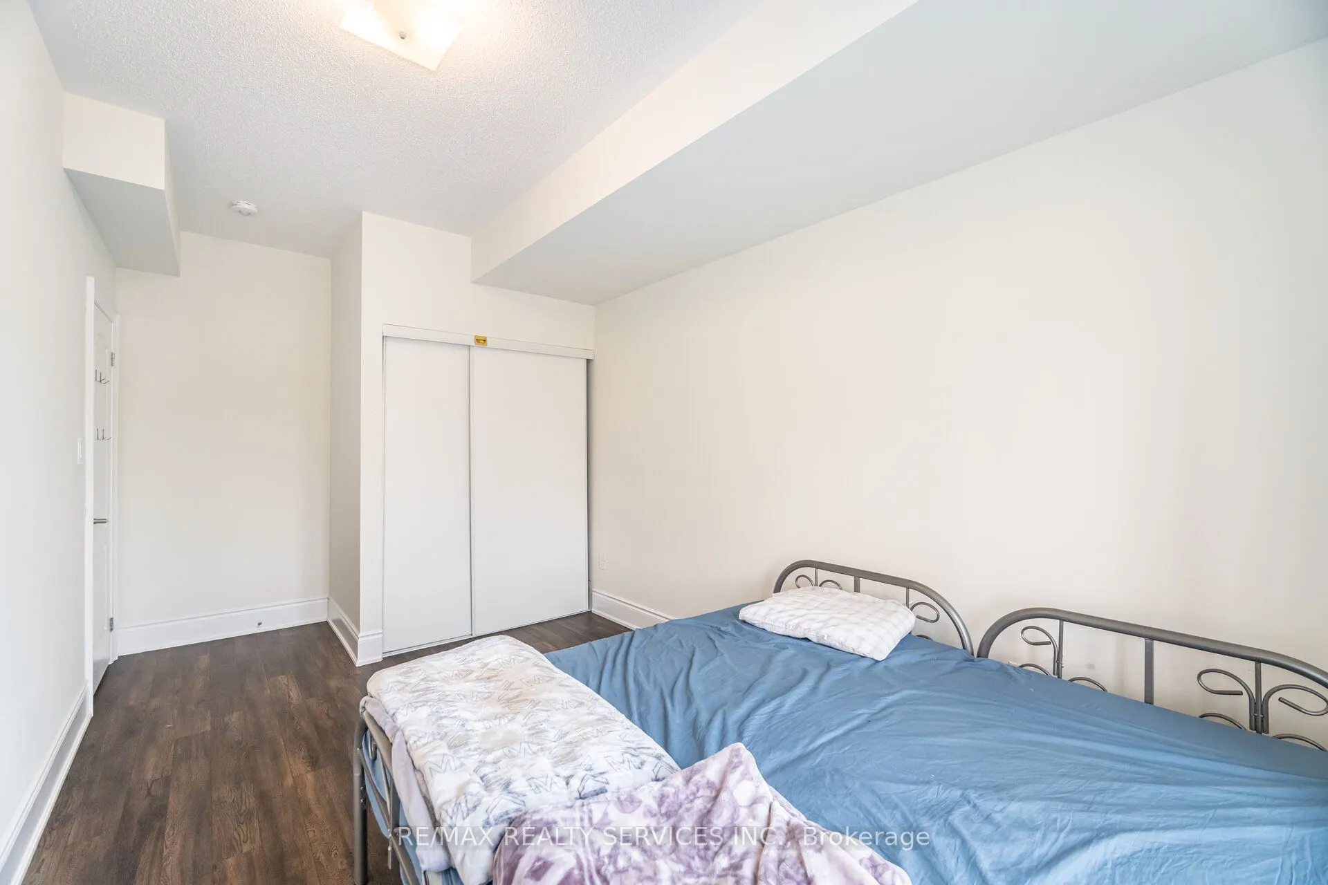 38 Foxsparrow Road