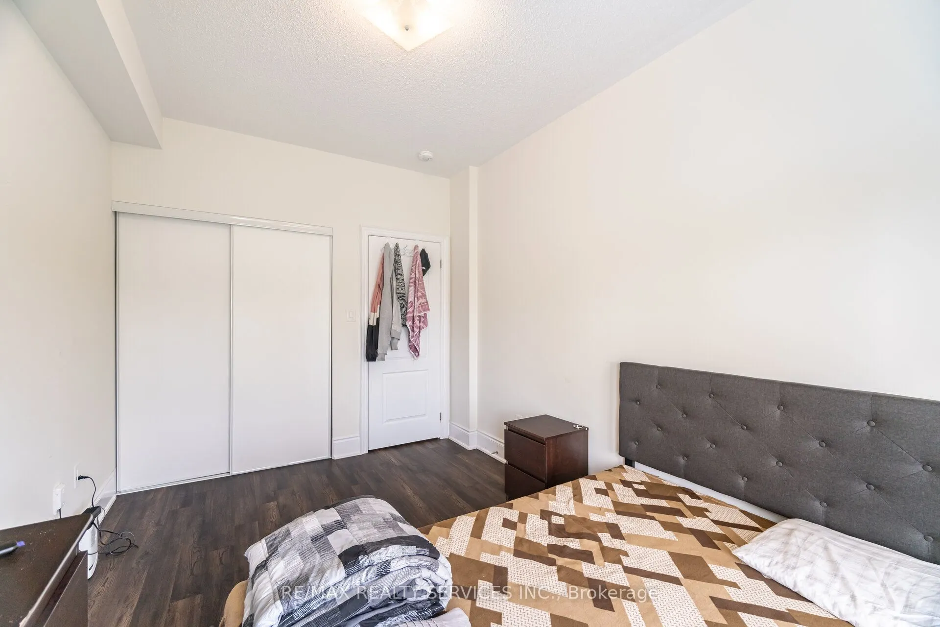 38 Foxsparrow Road