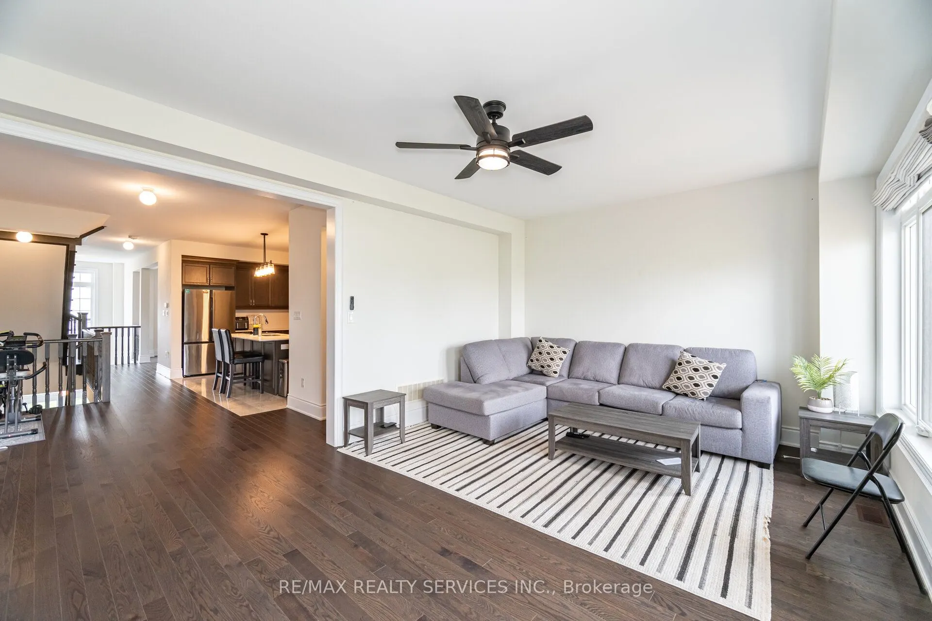 38 Foxsparrow Road