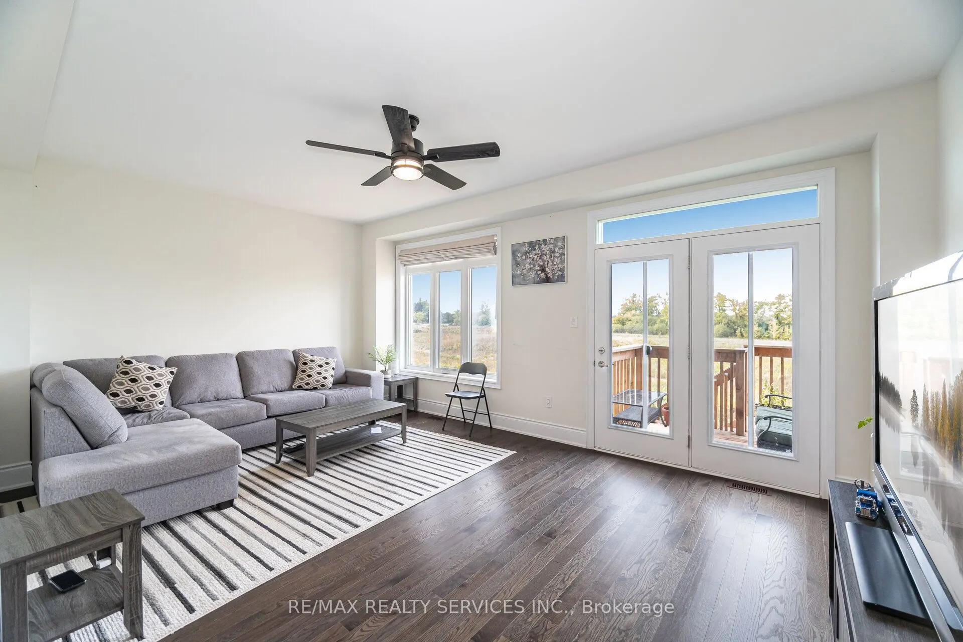 38 Foxsparrow Road
