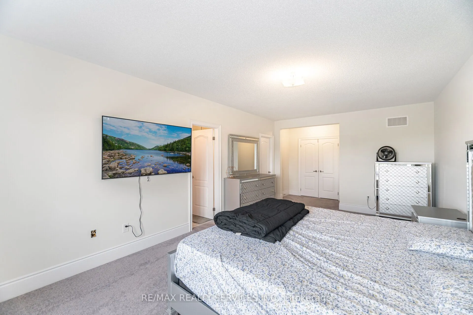 38 Foxsparrow Road