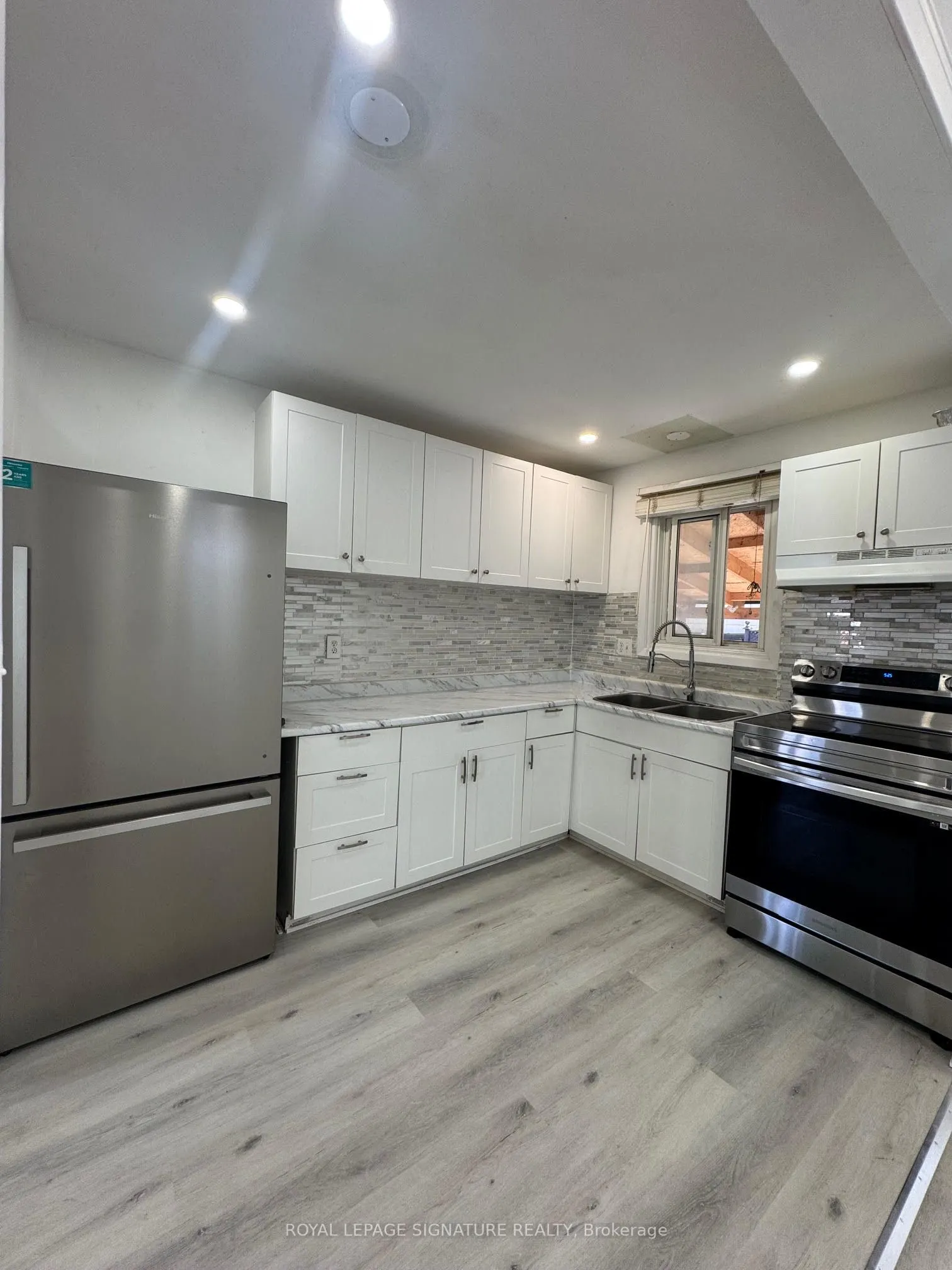 10 Heatherside Court
