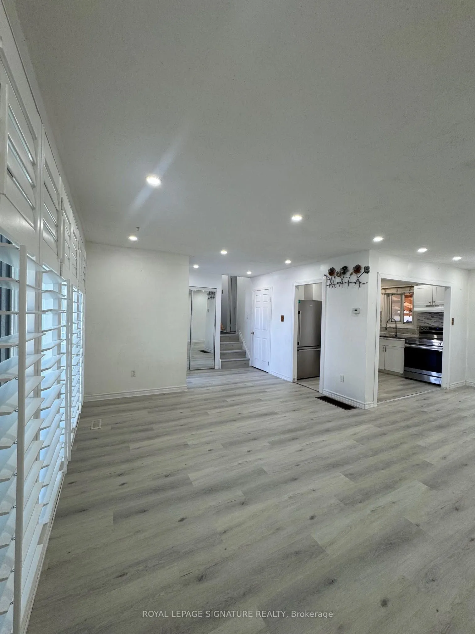 10 Heatherside Court