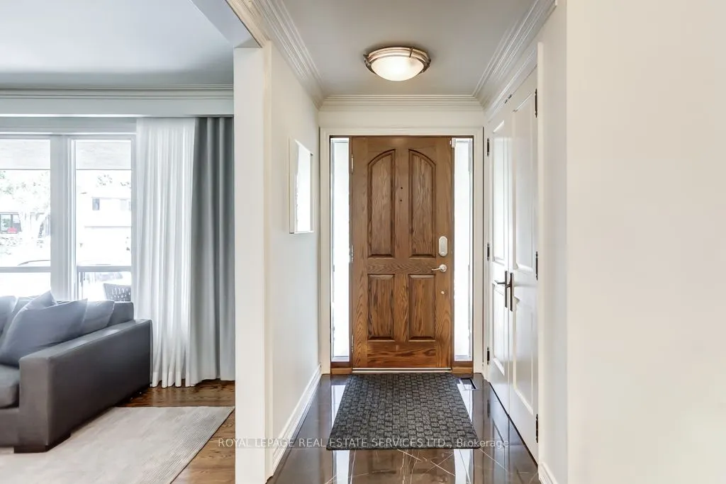 6 Cadman Court