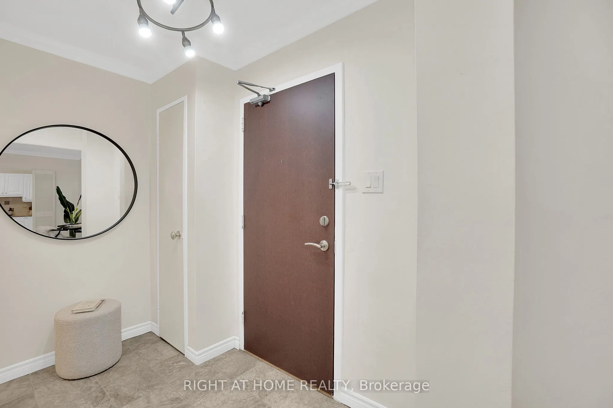 360 Ridelle Avenue, #2101