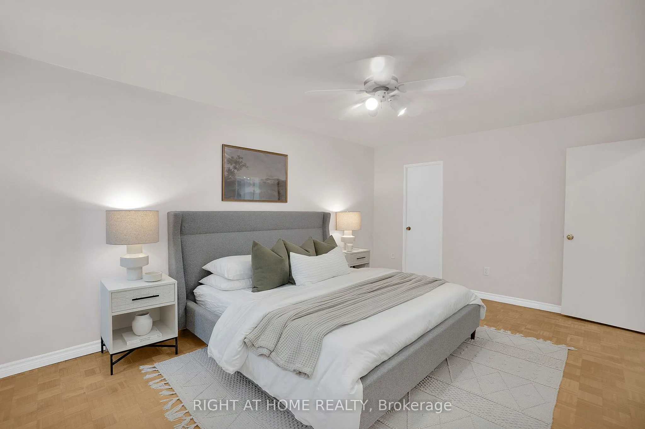 360 Ridelle Avenue, #2101