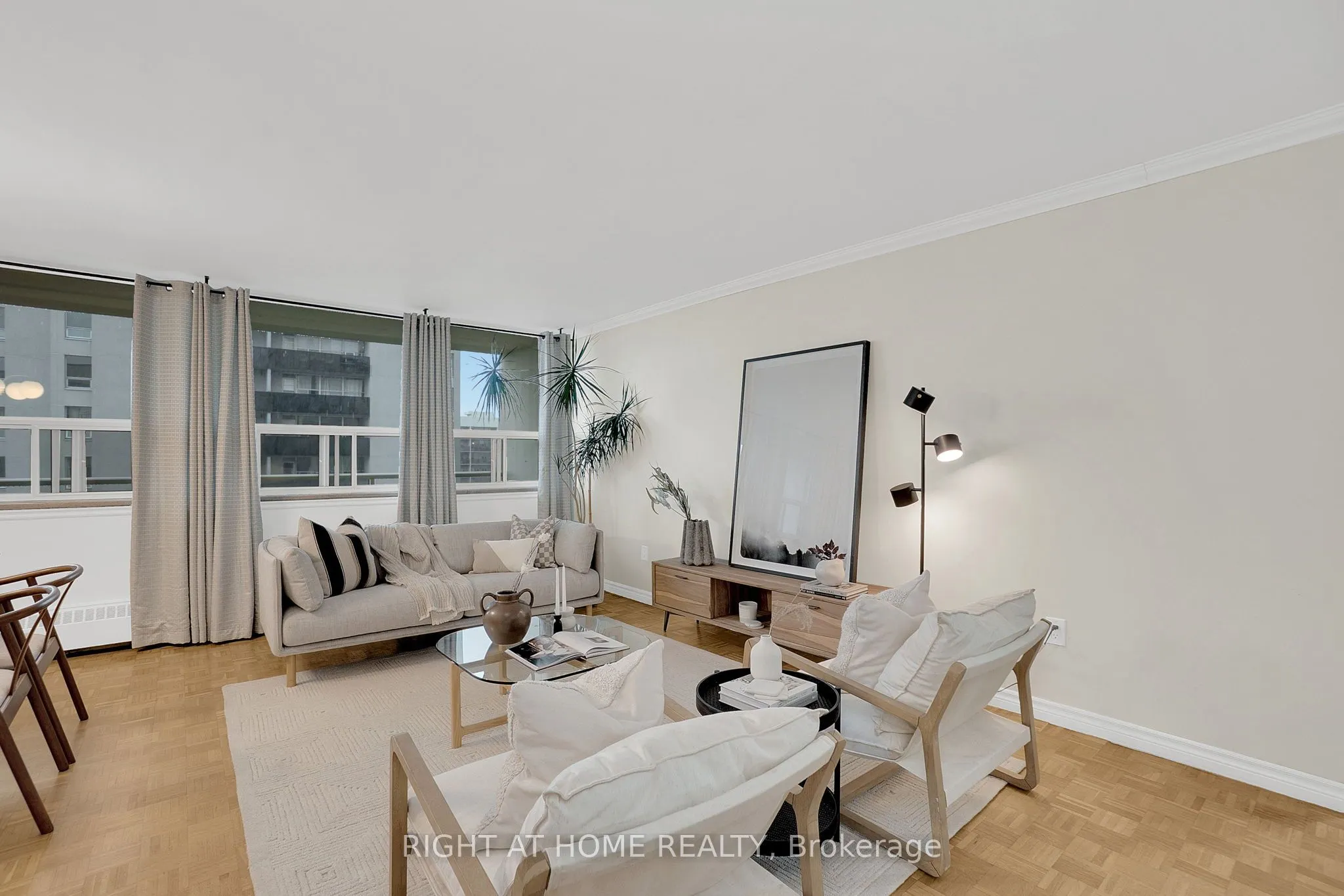 360 Ridelle Avenue, #2101