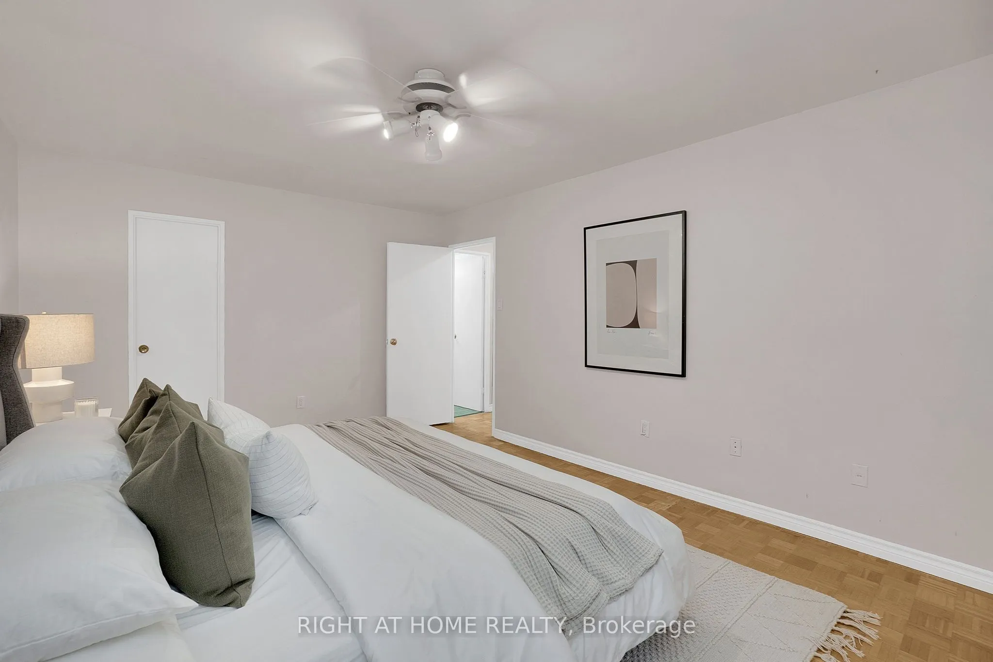 360 Ridelle Avenue, #2101
