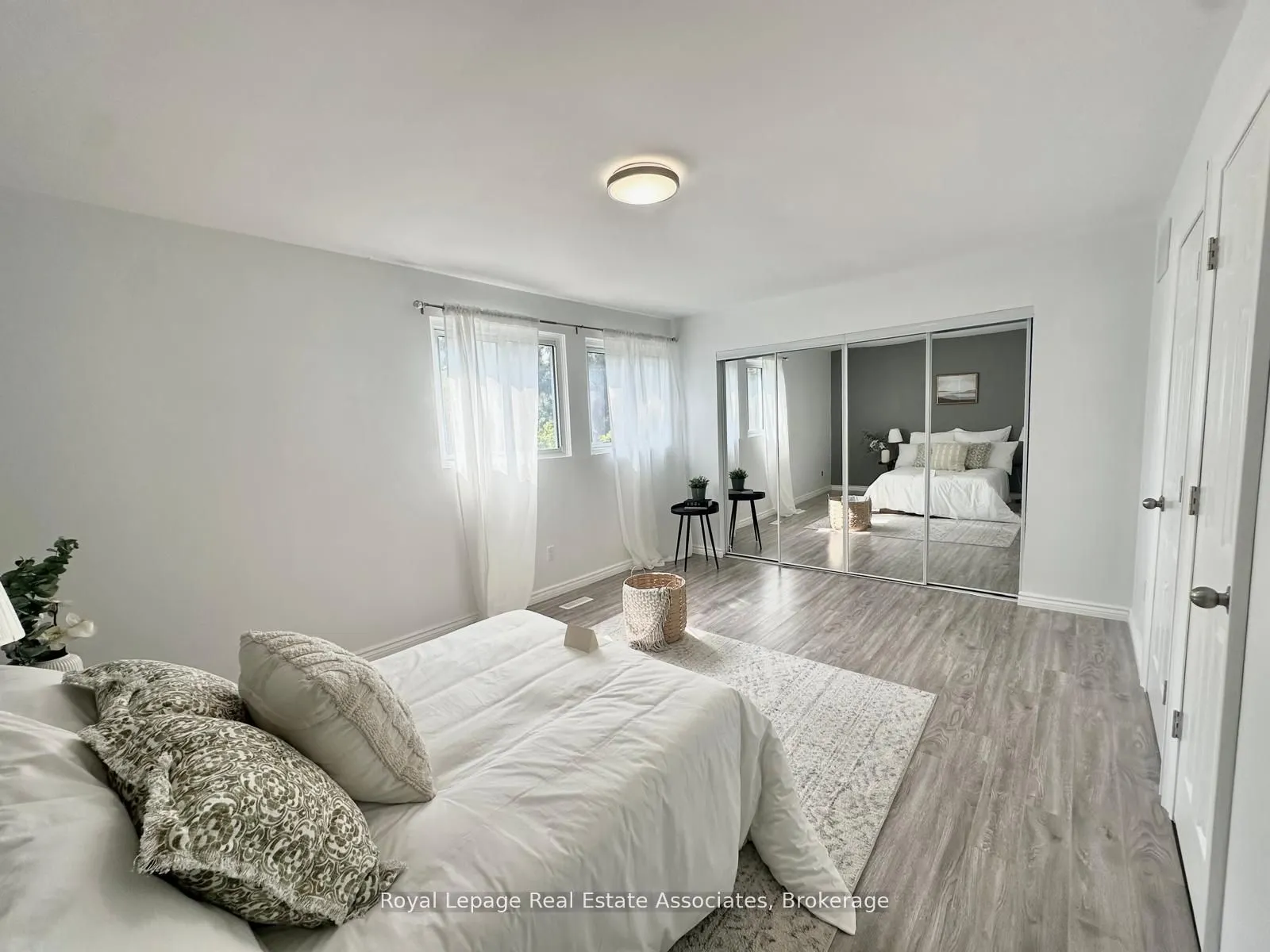 6855 Glen Erin Drive, #20