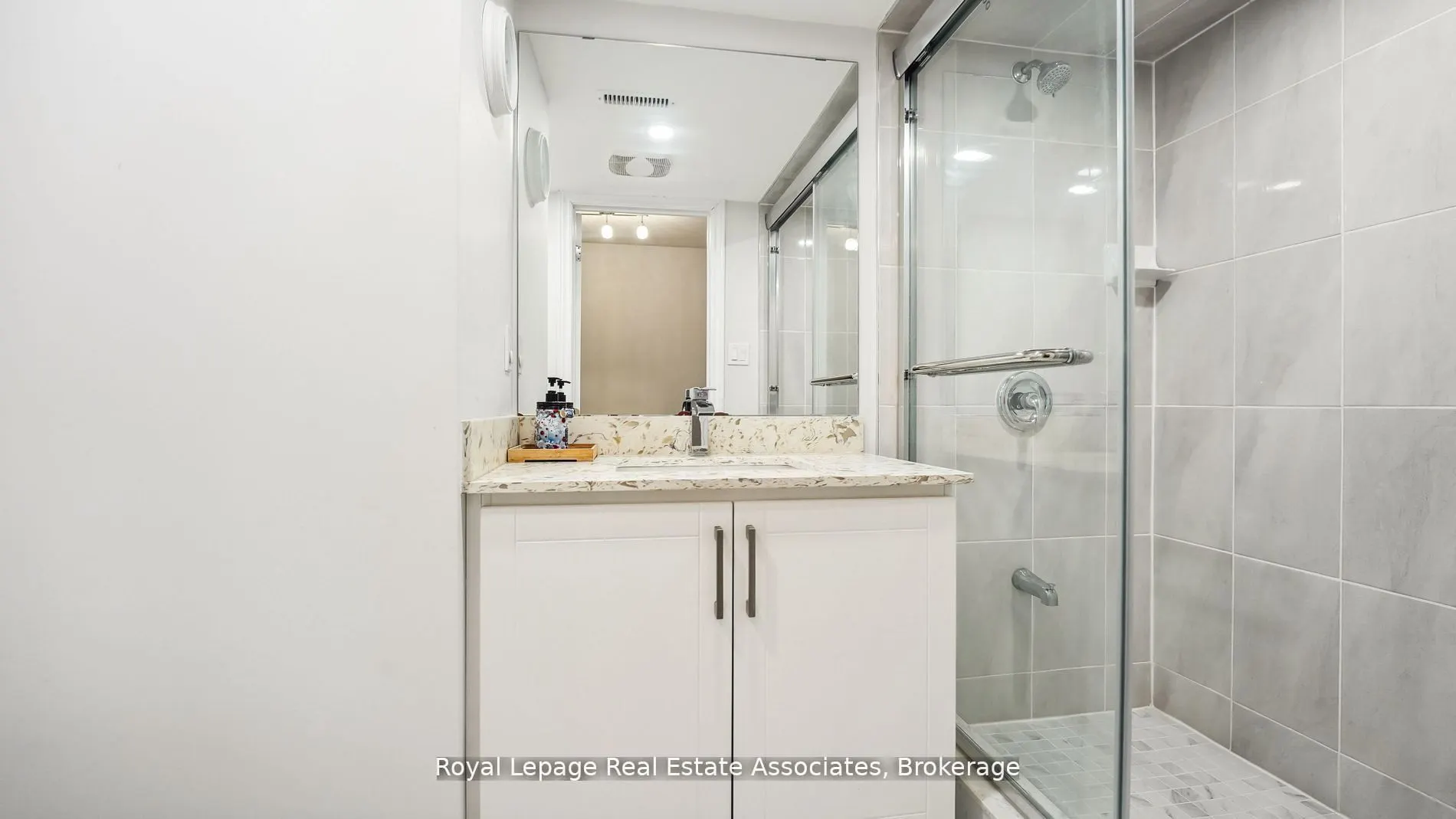 6855 Glen Erin Drive, #20