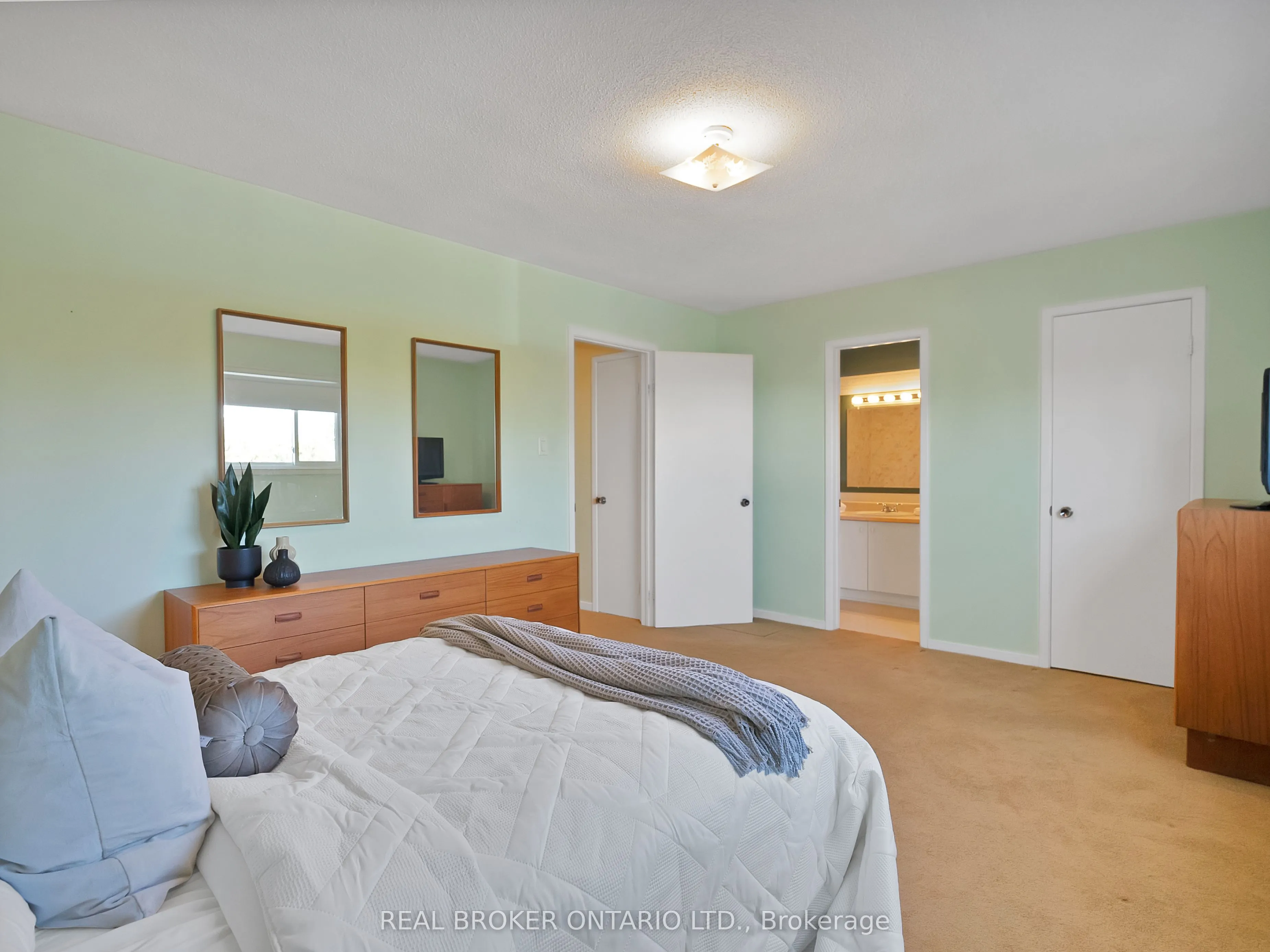 46 Swennen Drive