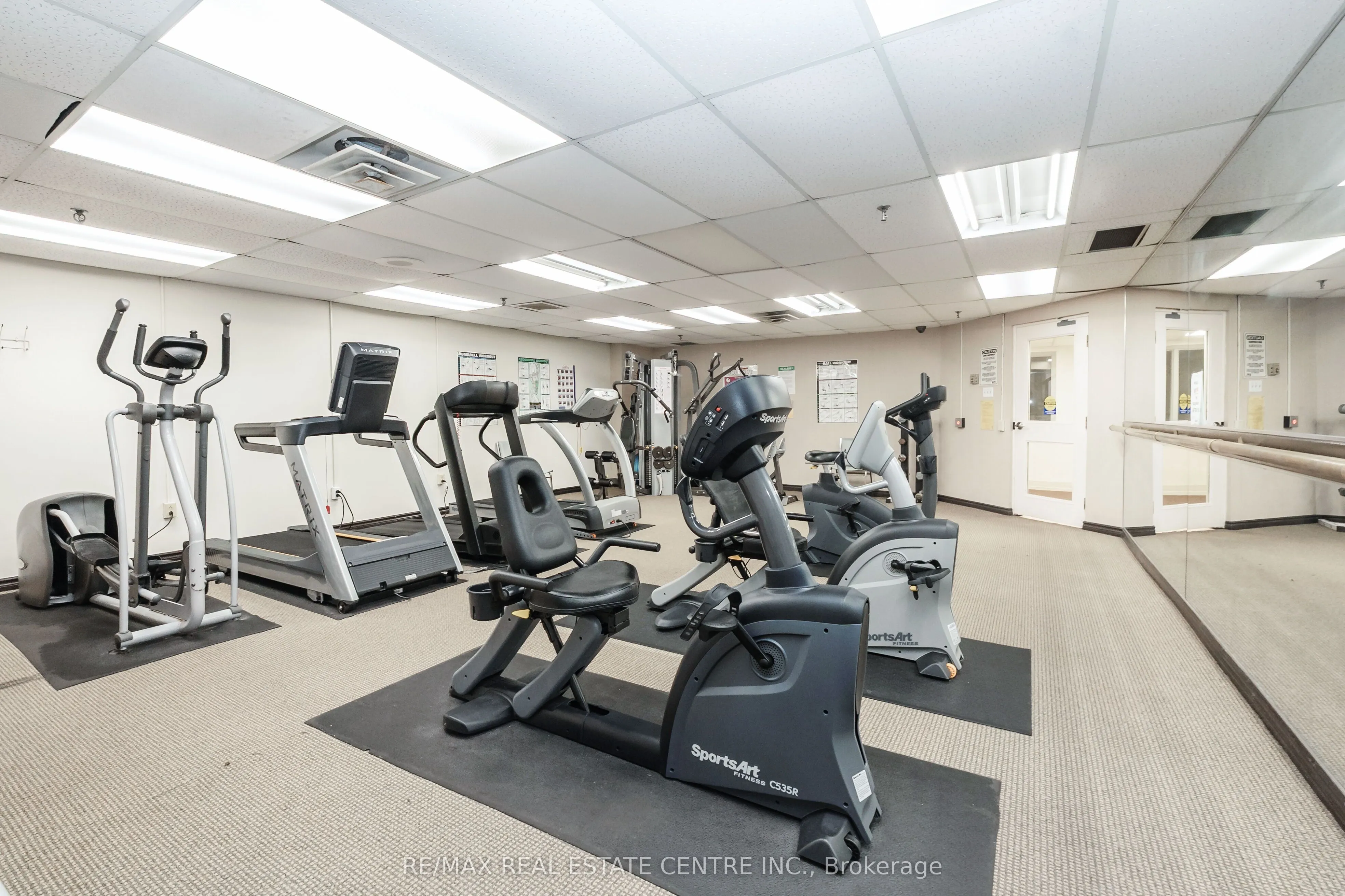 20 Cherrytree Drive, #802