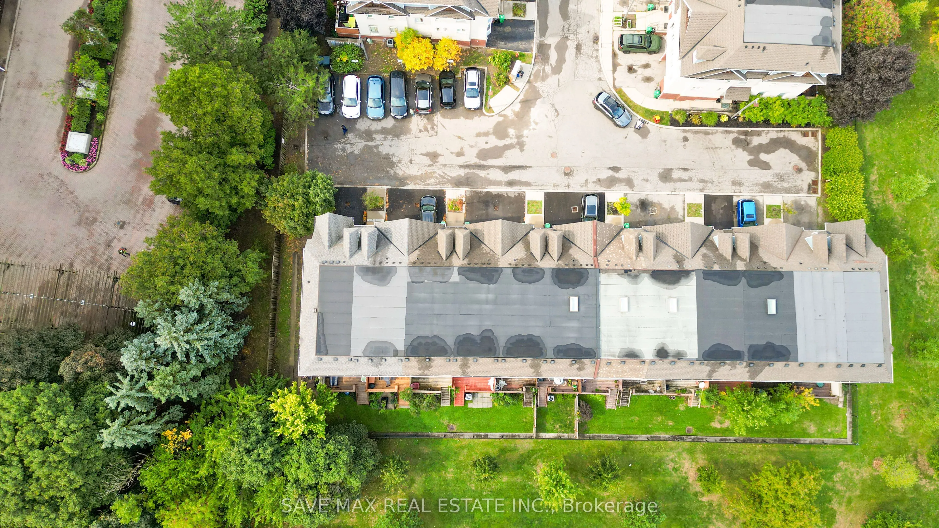 840 Dundas Street W, #25