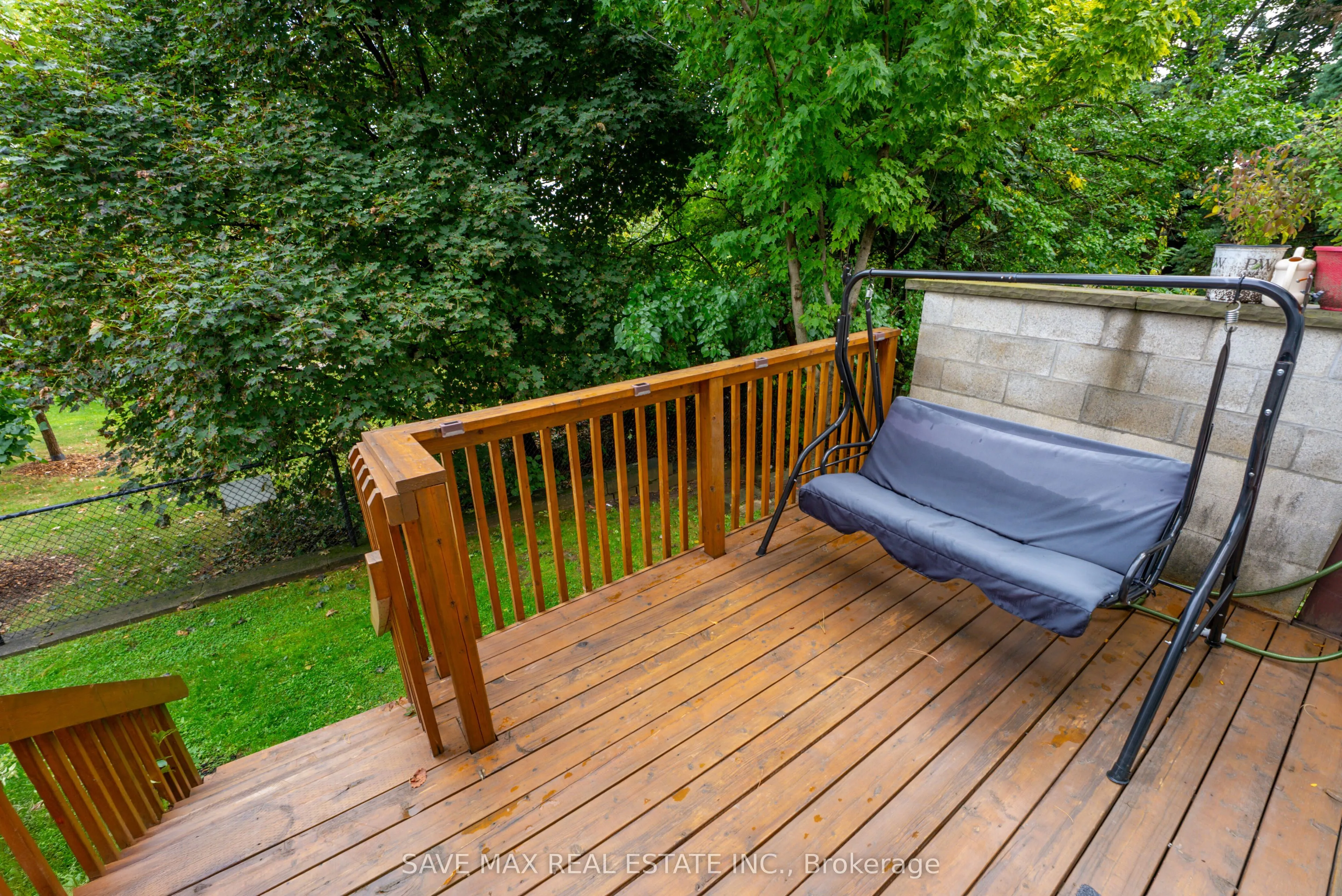 840 Dundas Street W, #25