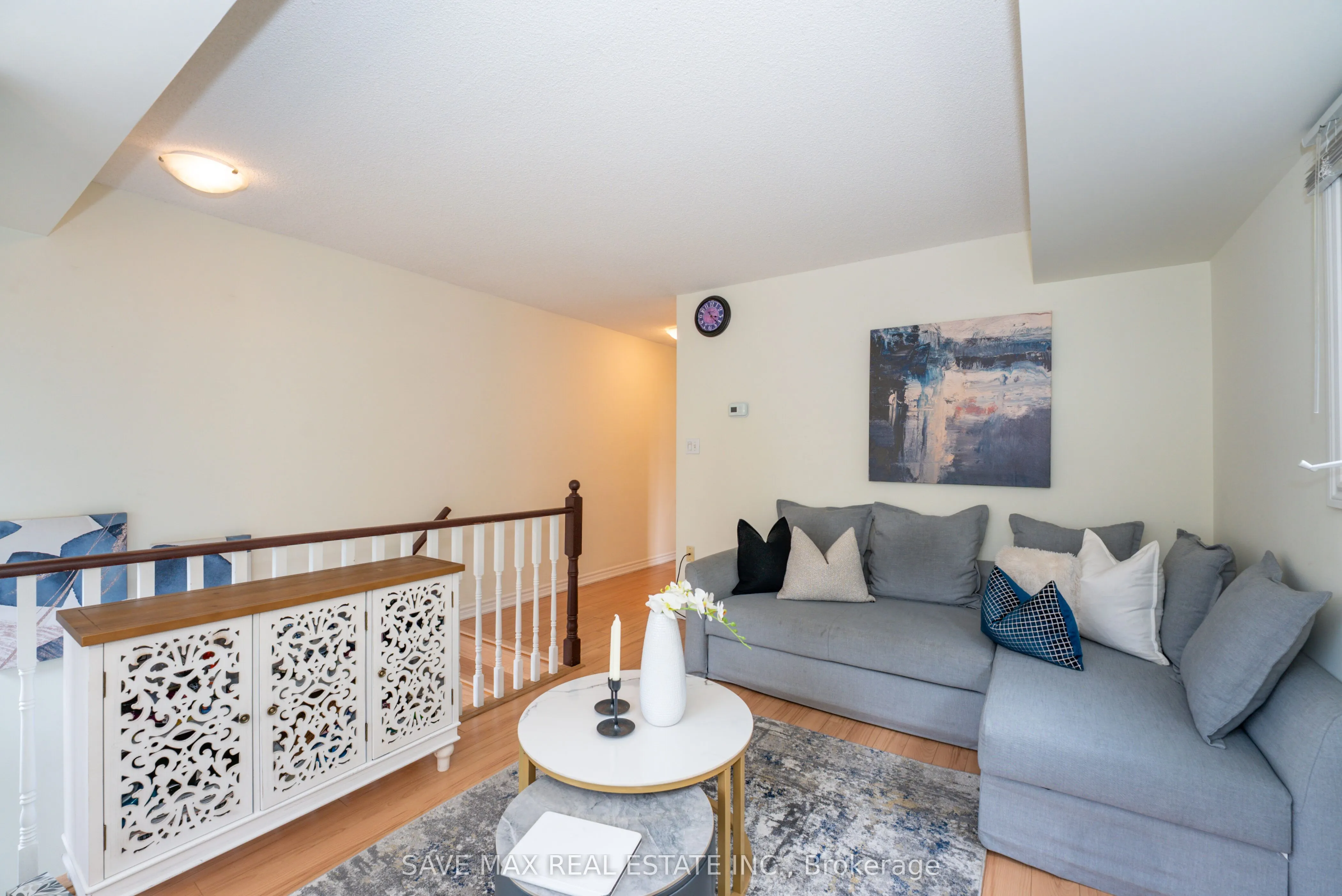 840 Dundas Street W, #25