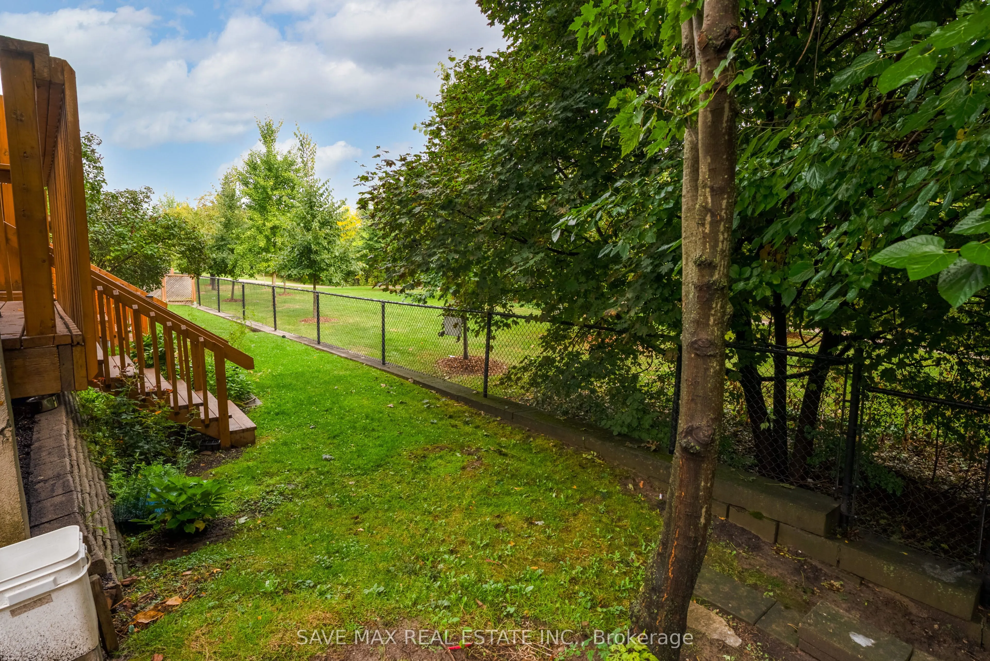840 Dundas Street W, #25
