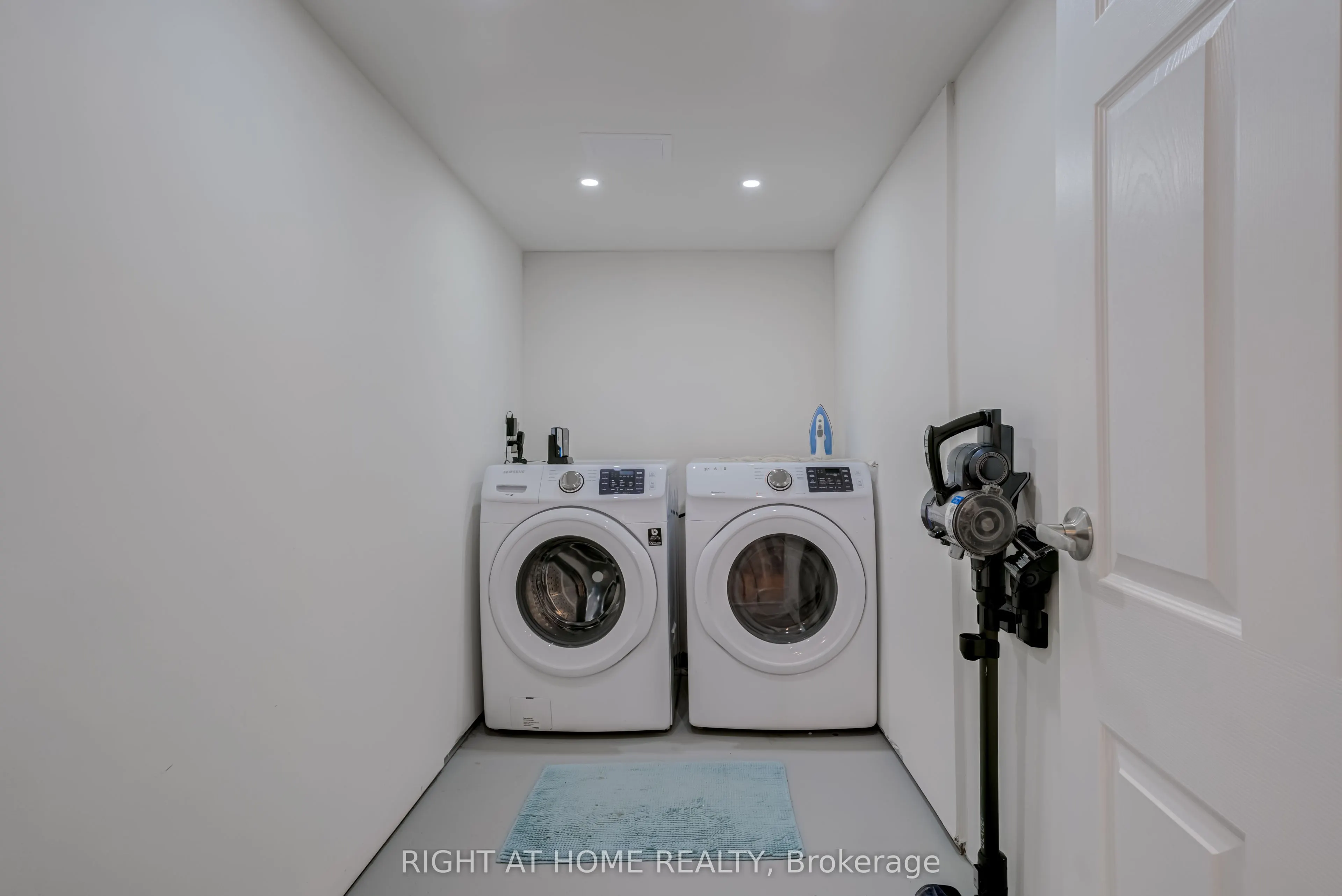 484 Kelvedon Mews