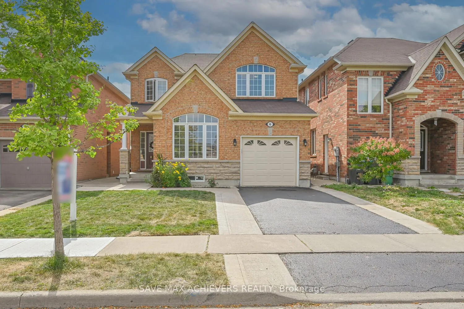 6 Seascape Crescent