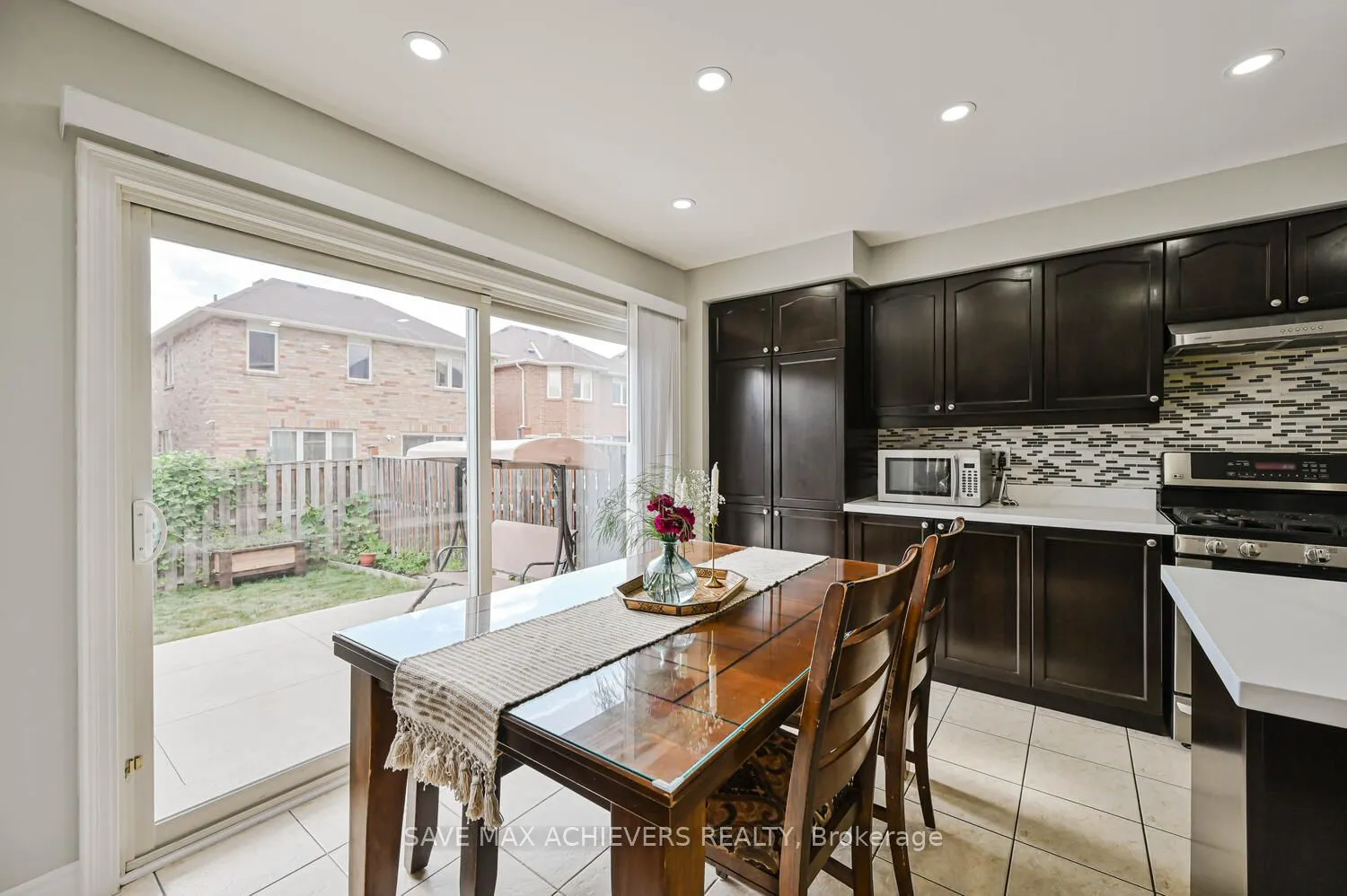 6 Seascape Crescent