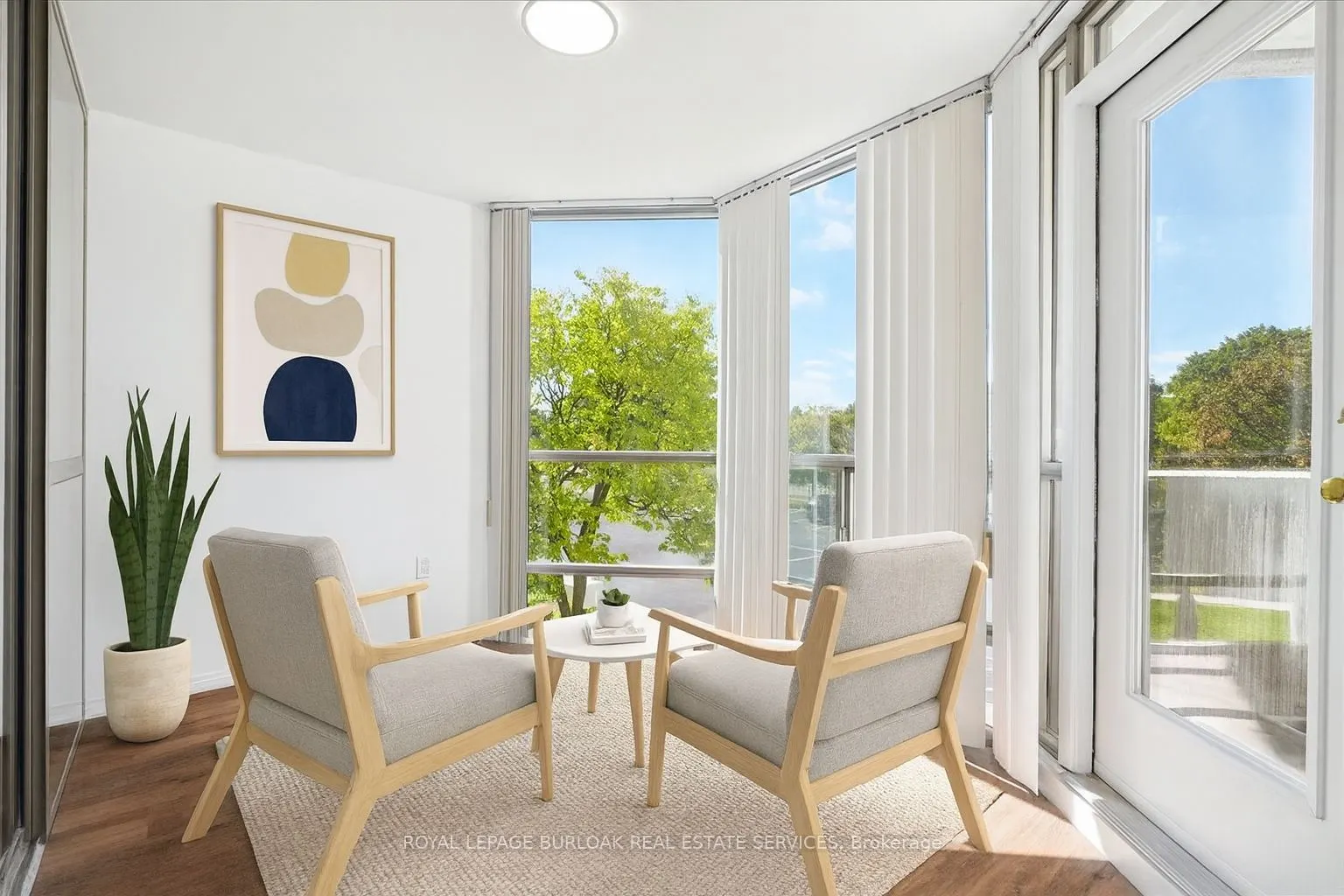 5090 Pinedale Avenue, #208