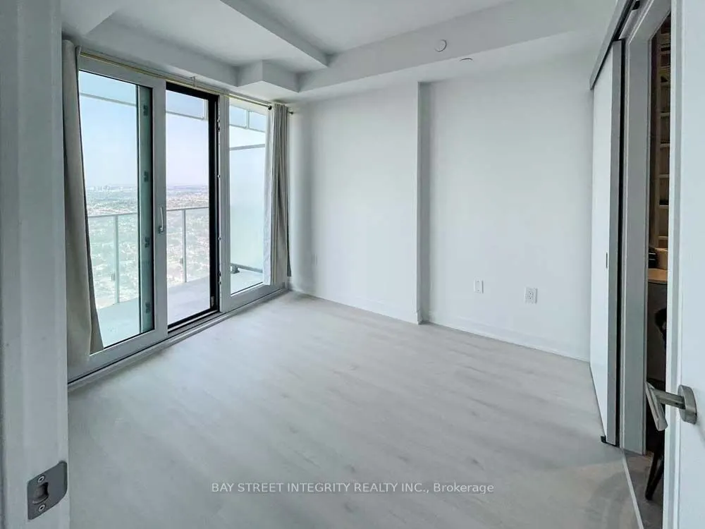 3900 Confederation Parkway, #3706