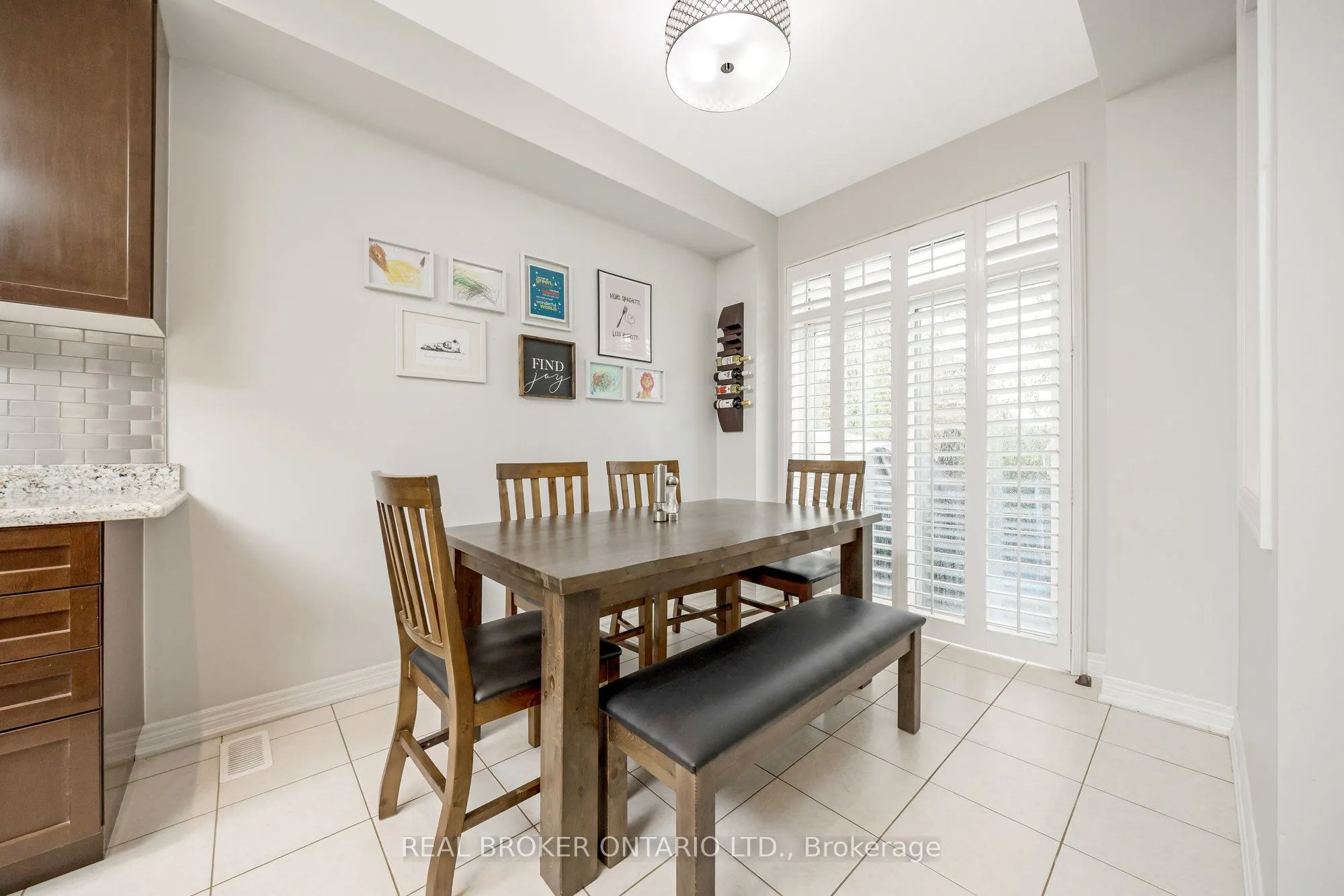 41 Diamond Leaf Lane