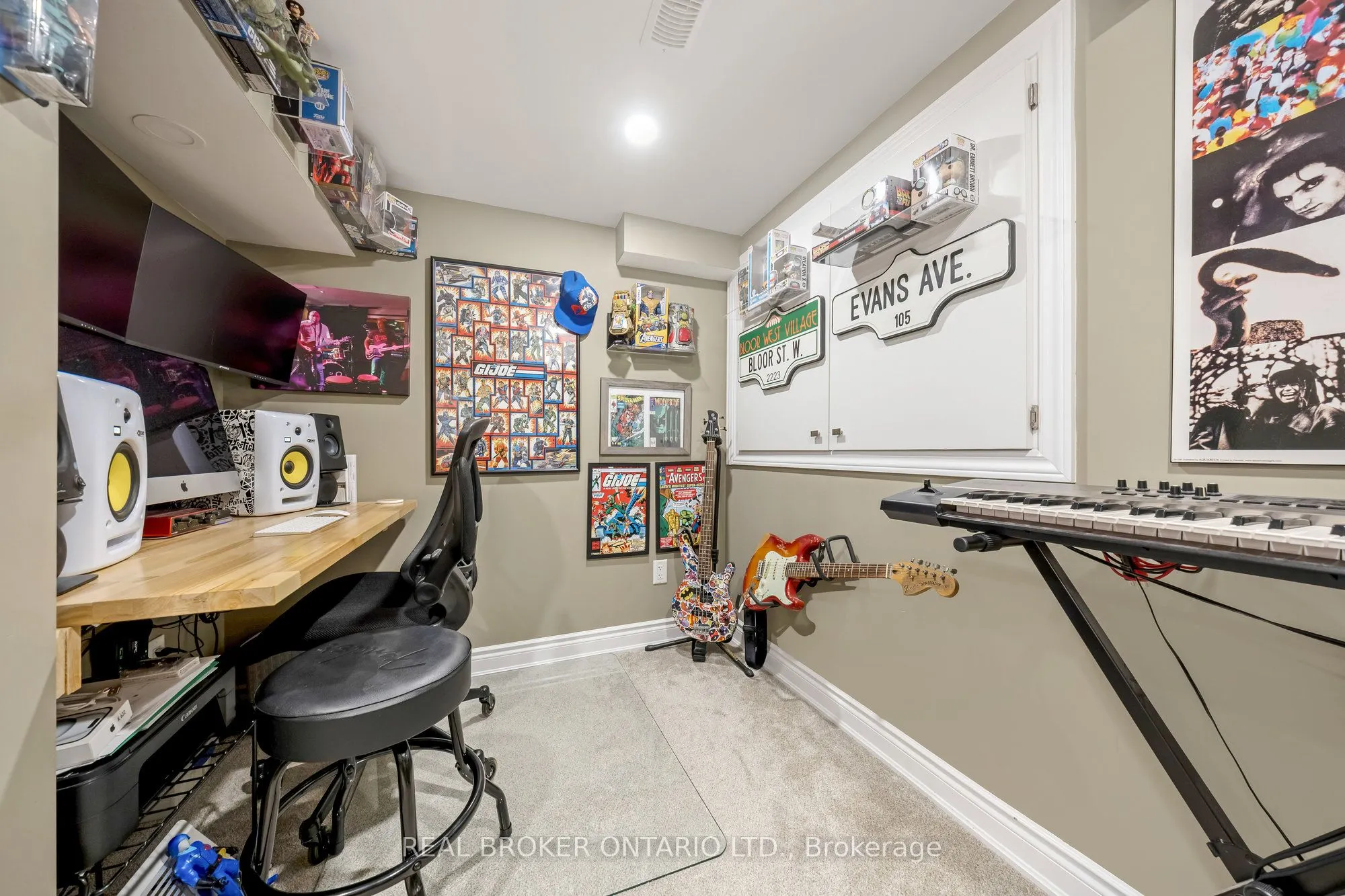41 Diamond Leaf Lane