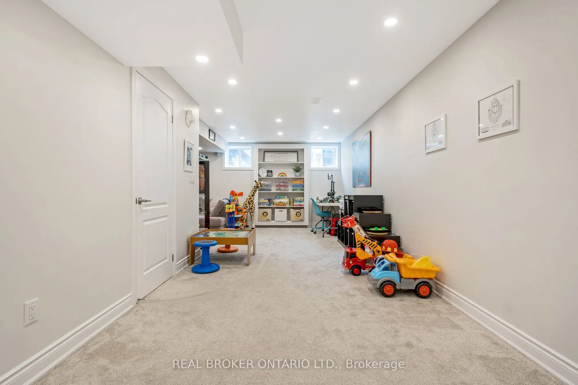 41 Diamond Leaf Lane