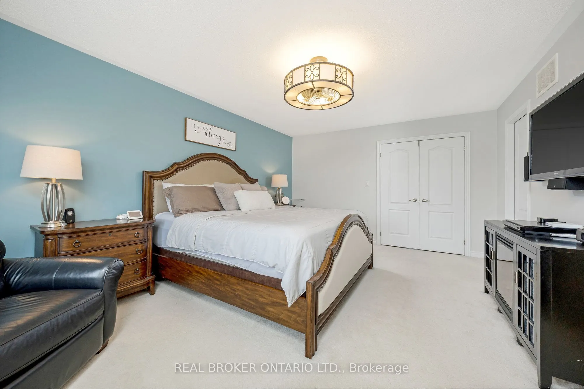 41 Diamond Leaf Lane