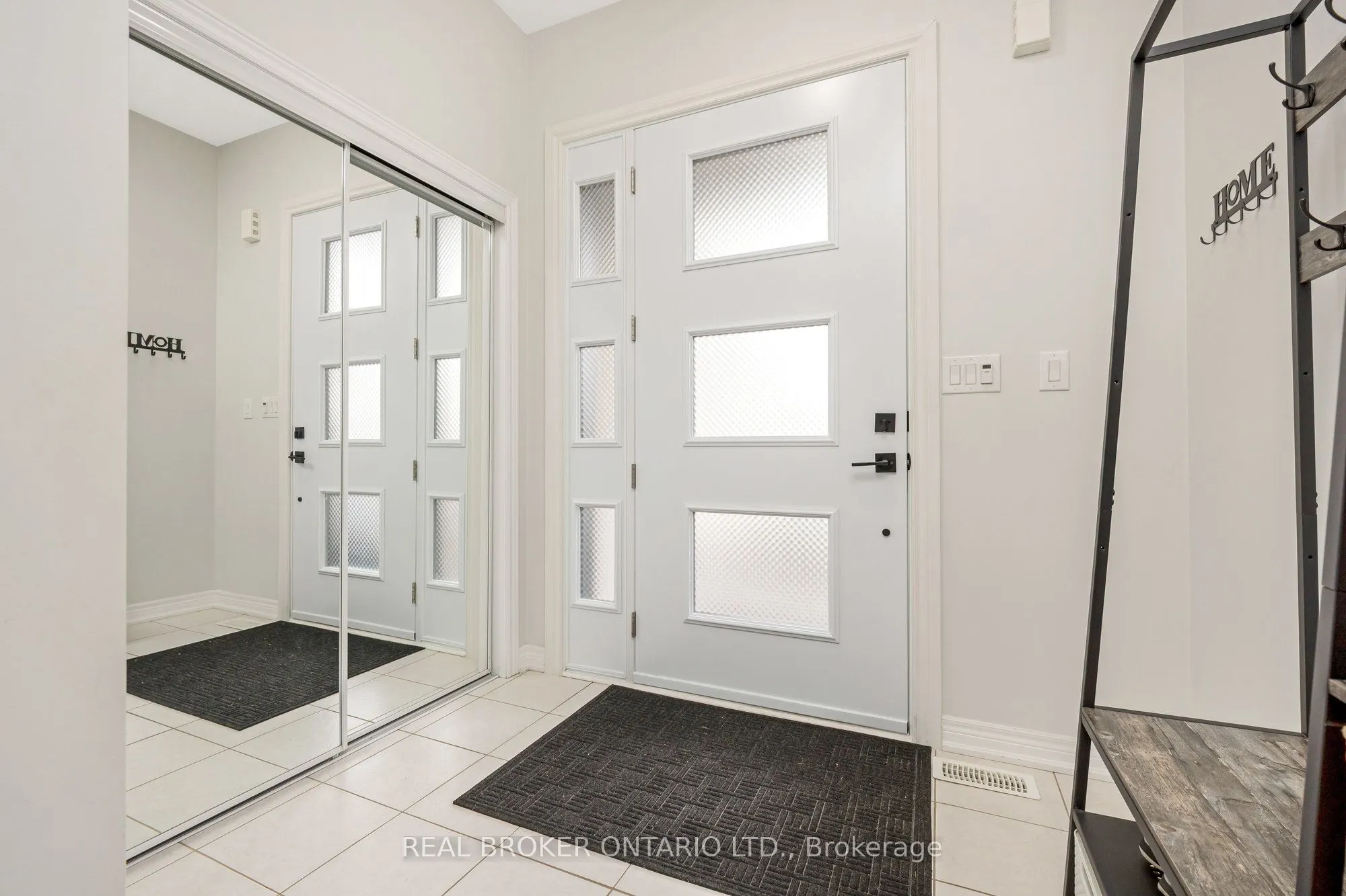 41 Diamond Leaf Lane