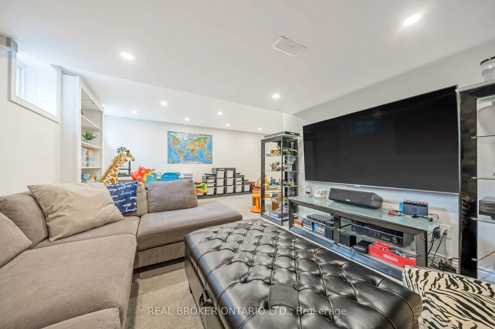 41 Diamond Leaf Lane