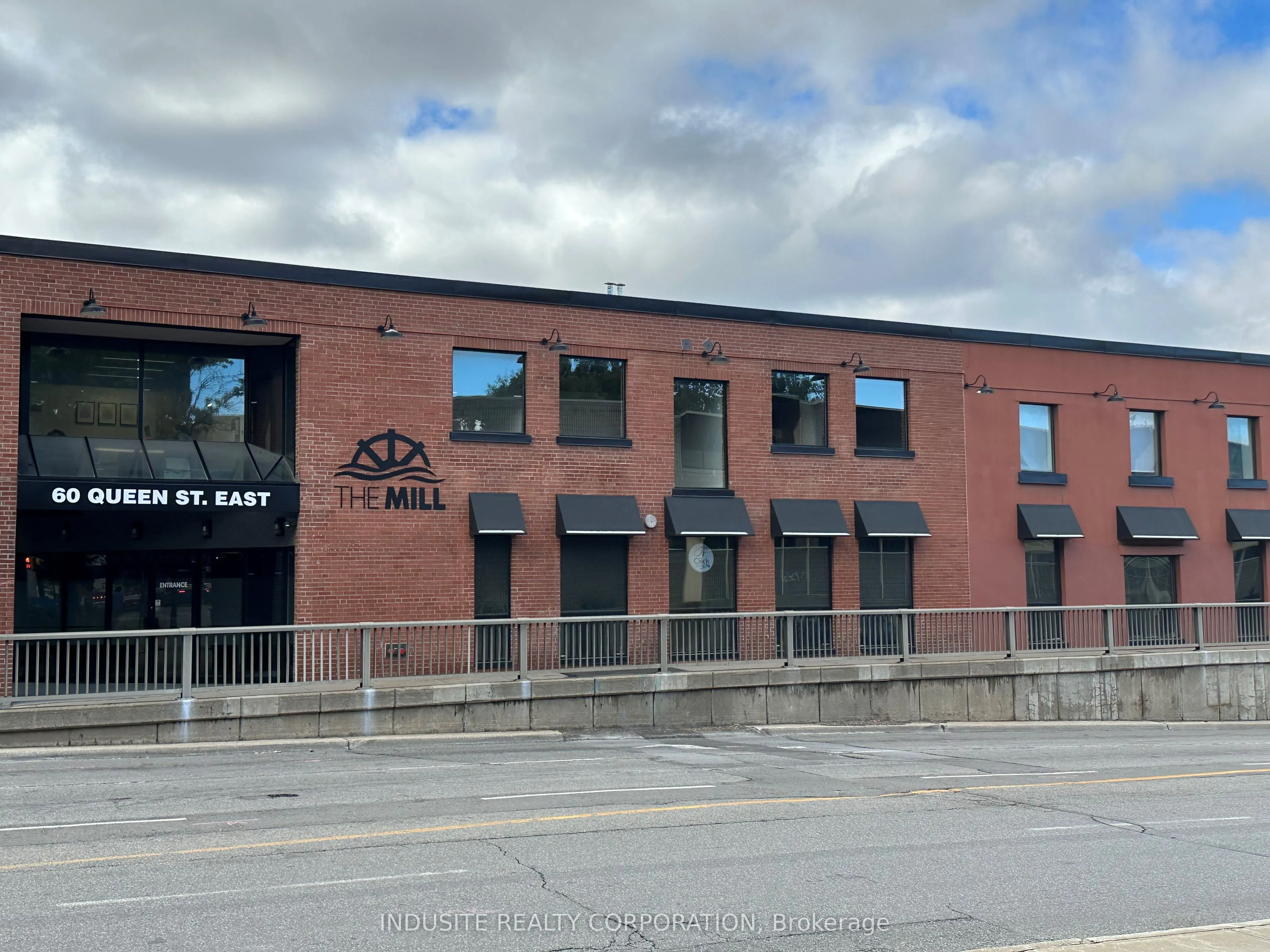 60 Queen Street E, ##207