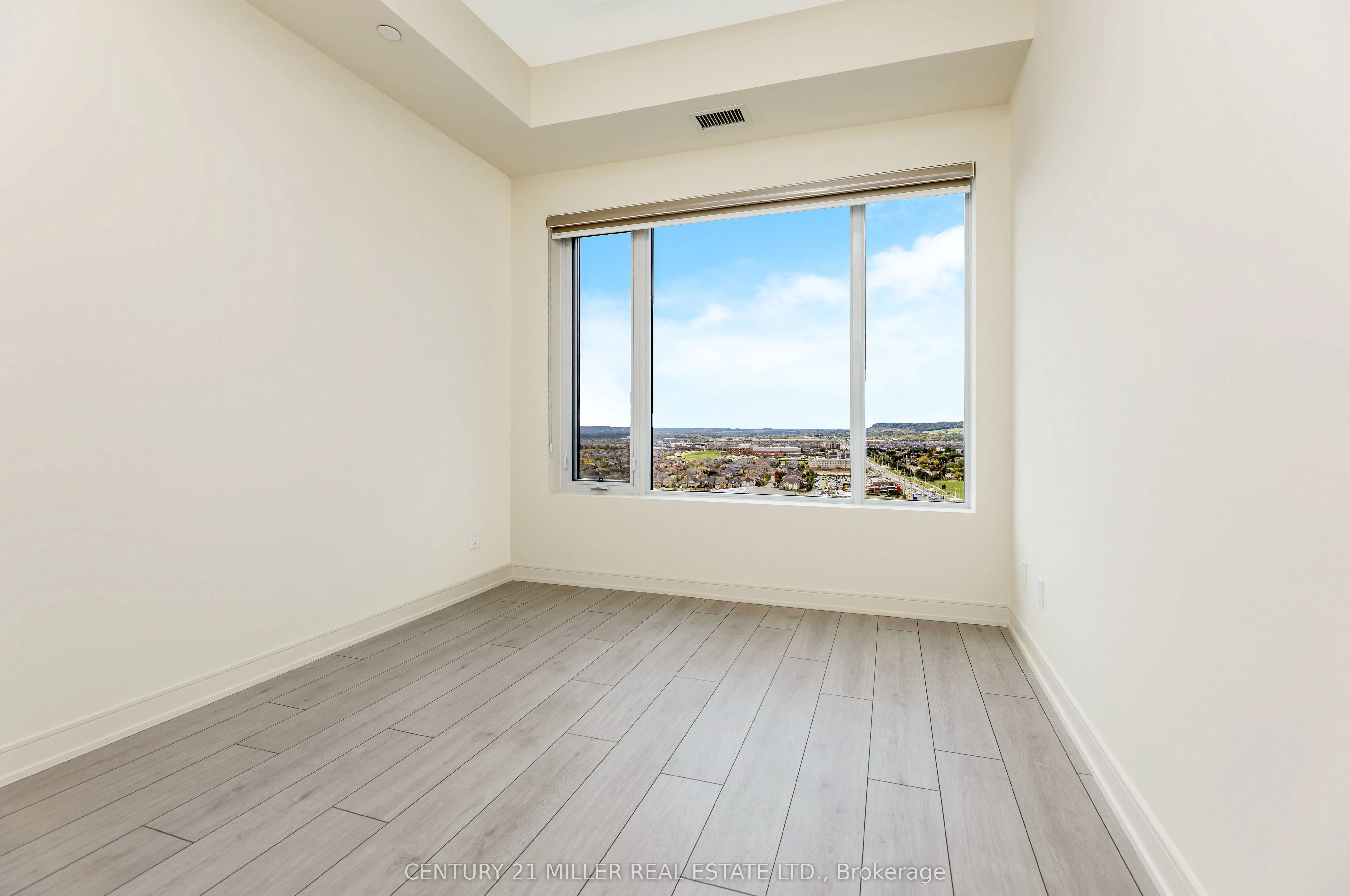 8010 Derry Road, #2004