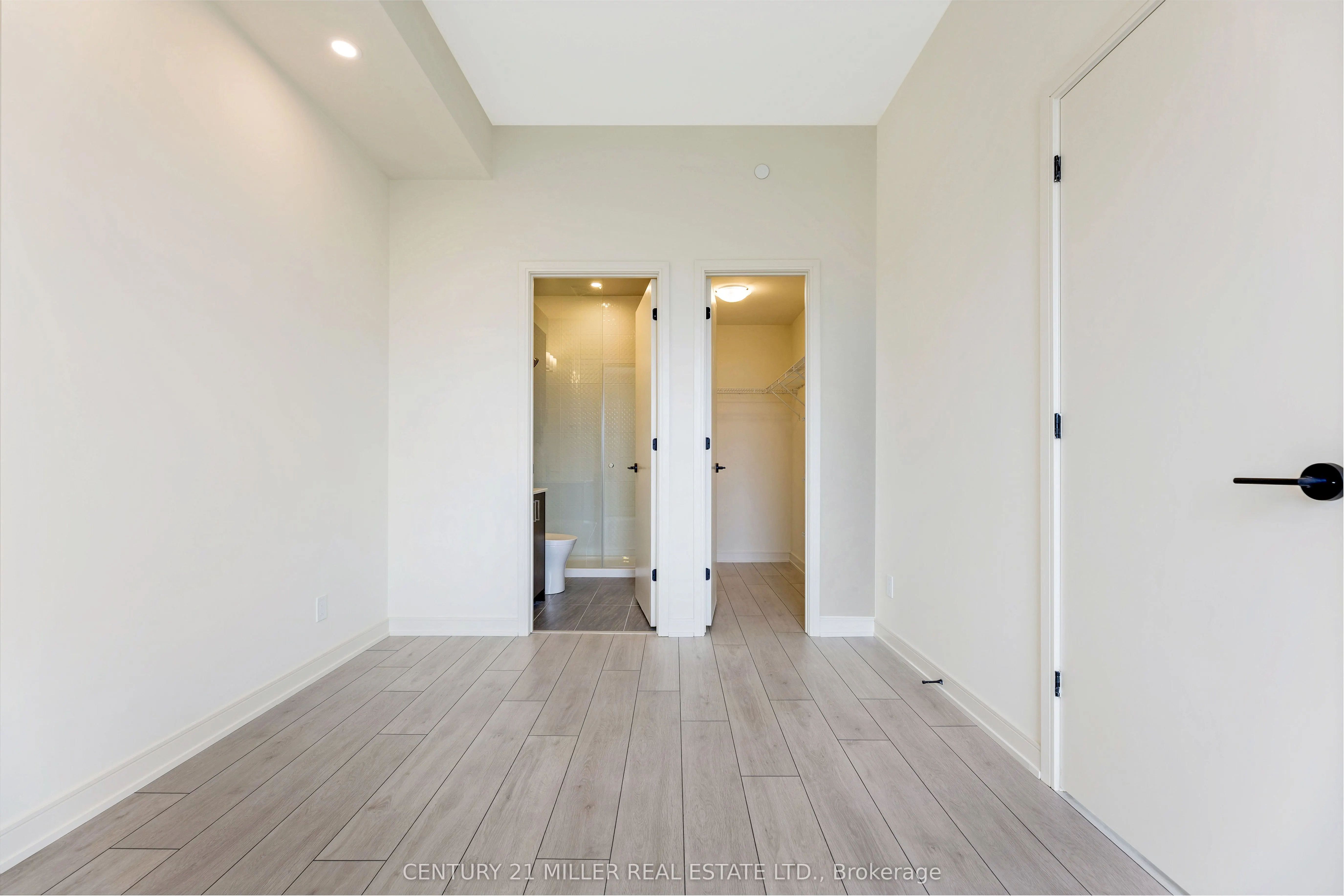 8010 Derry Road, #2004