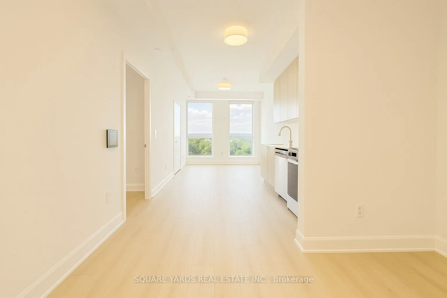 3240 William Coltson Avenue, #1007