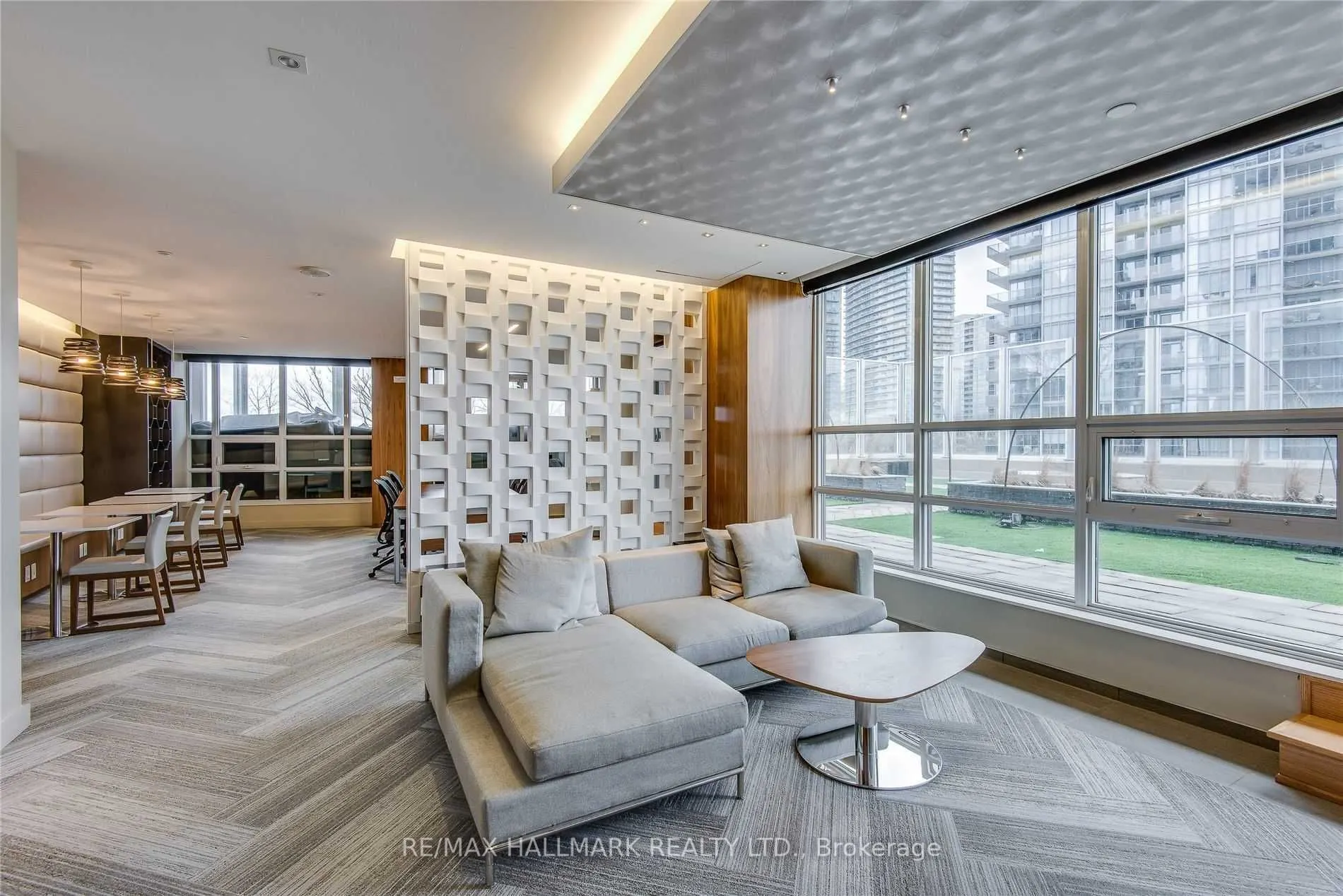 36 Park Lawn Road, #1909