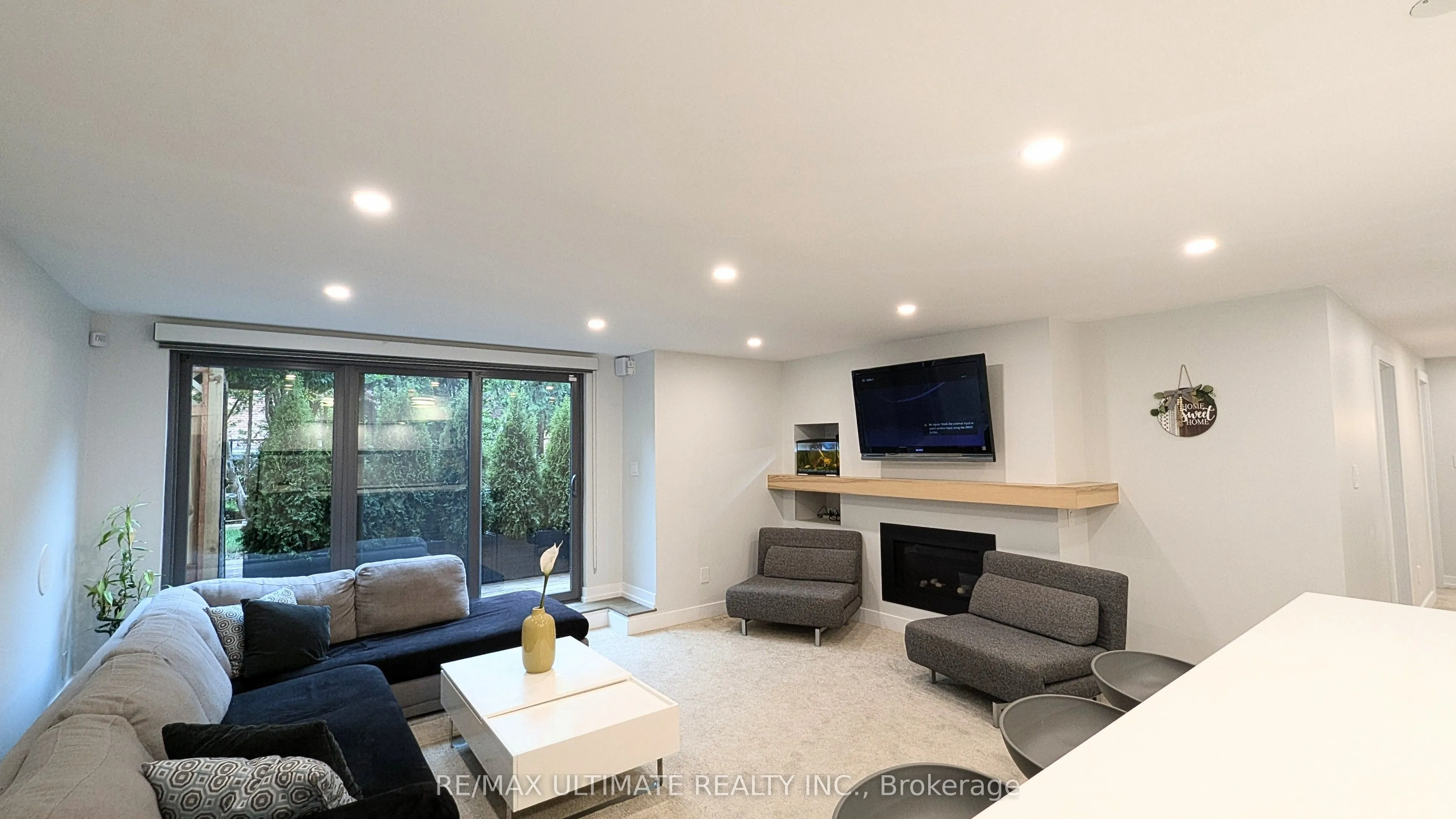 1101 Lakeshore Road W, #Ground
