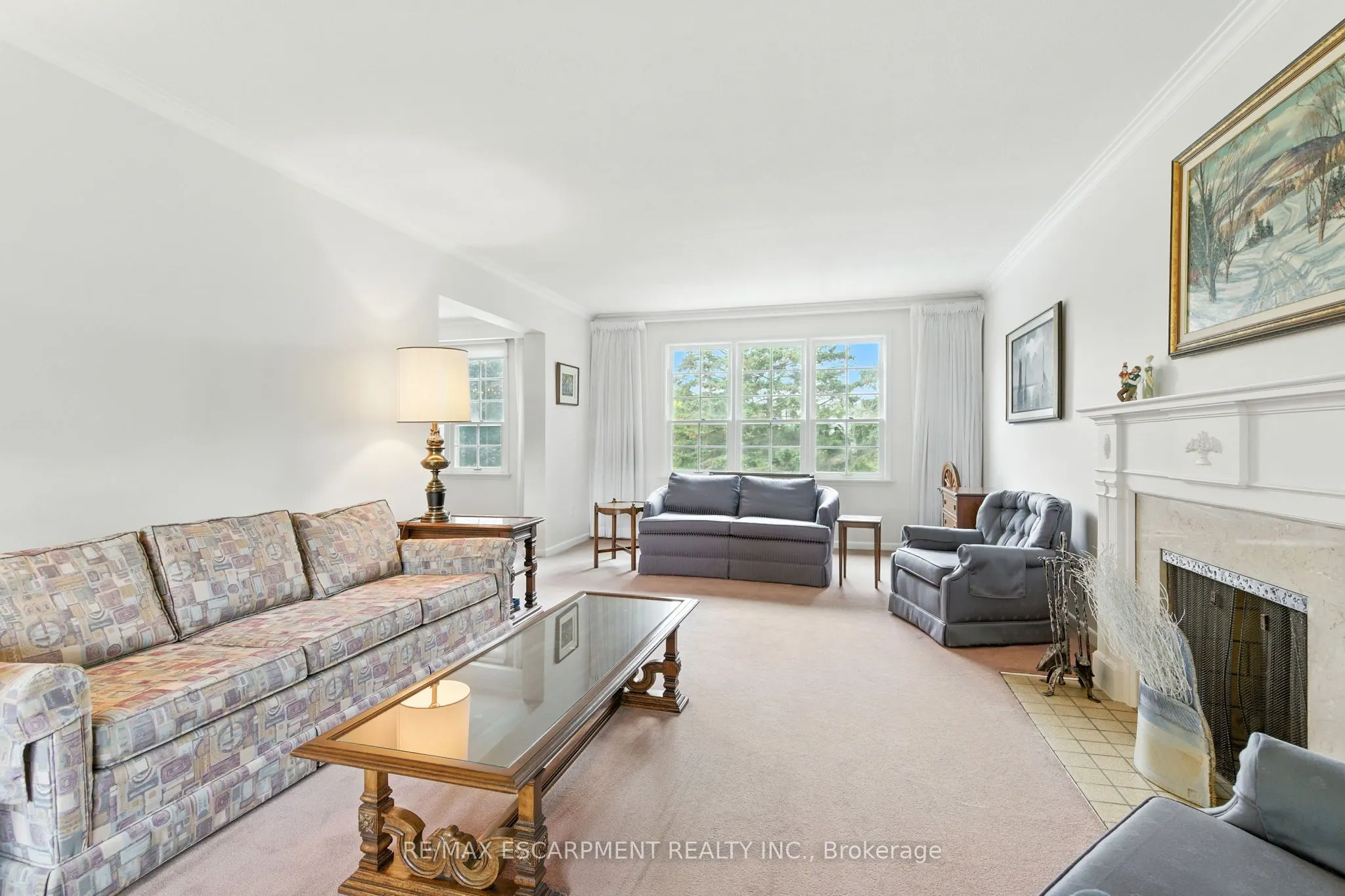 1401 Captain Court