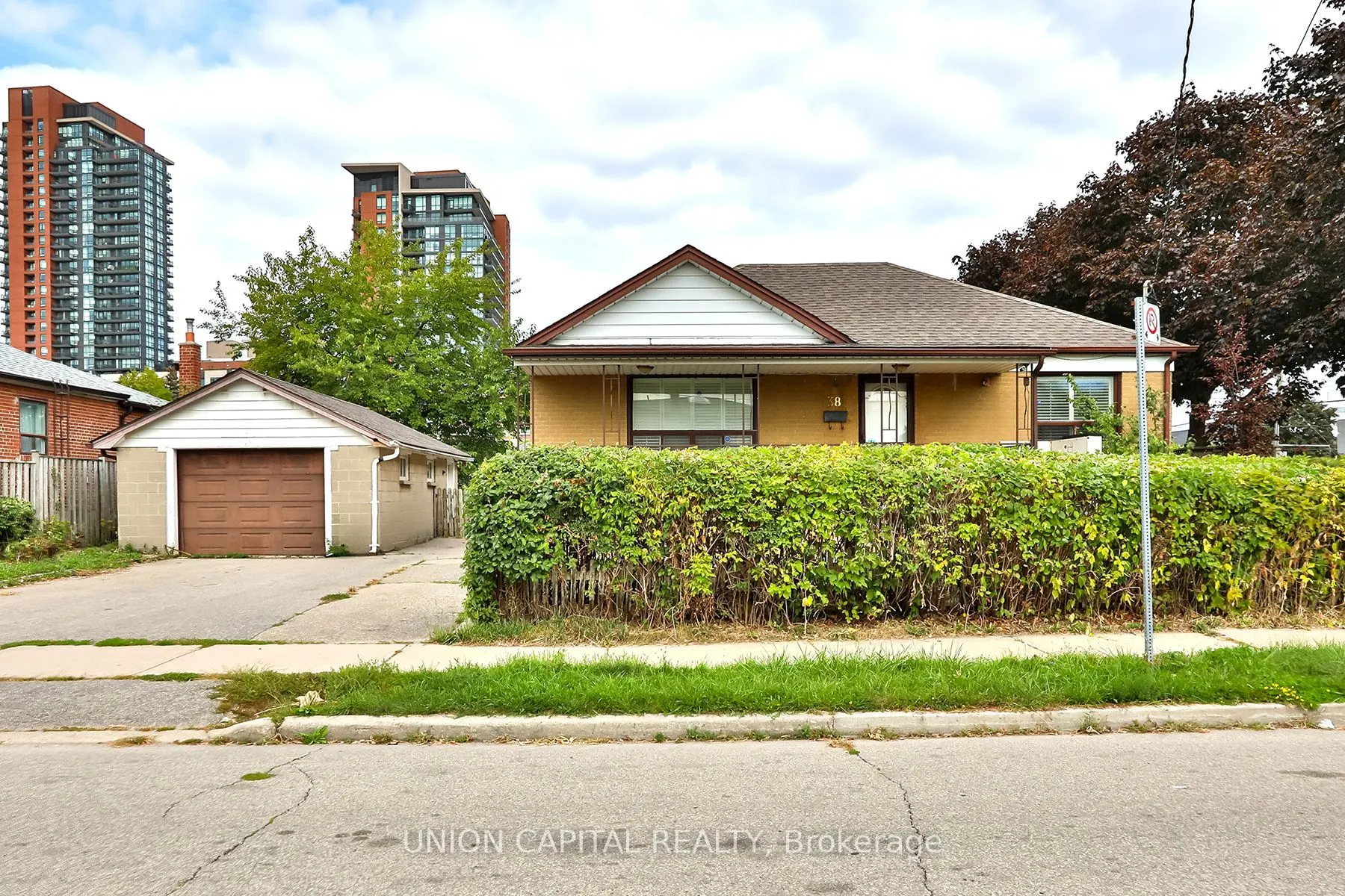 38 Claver Avenue