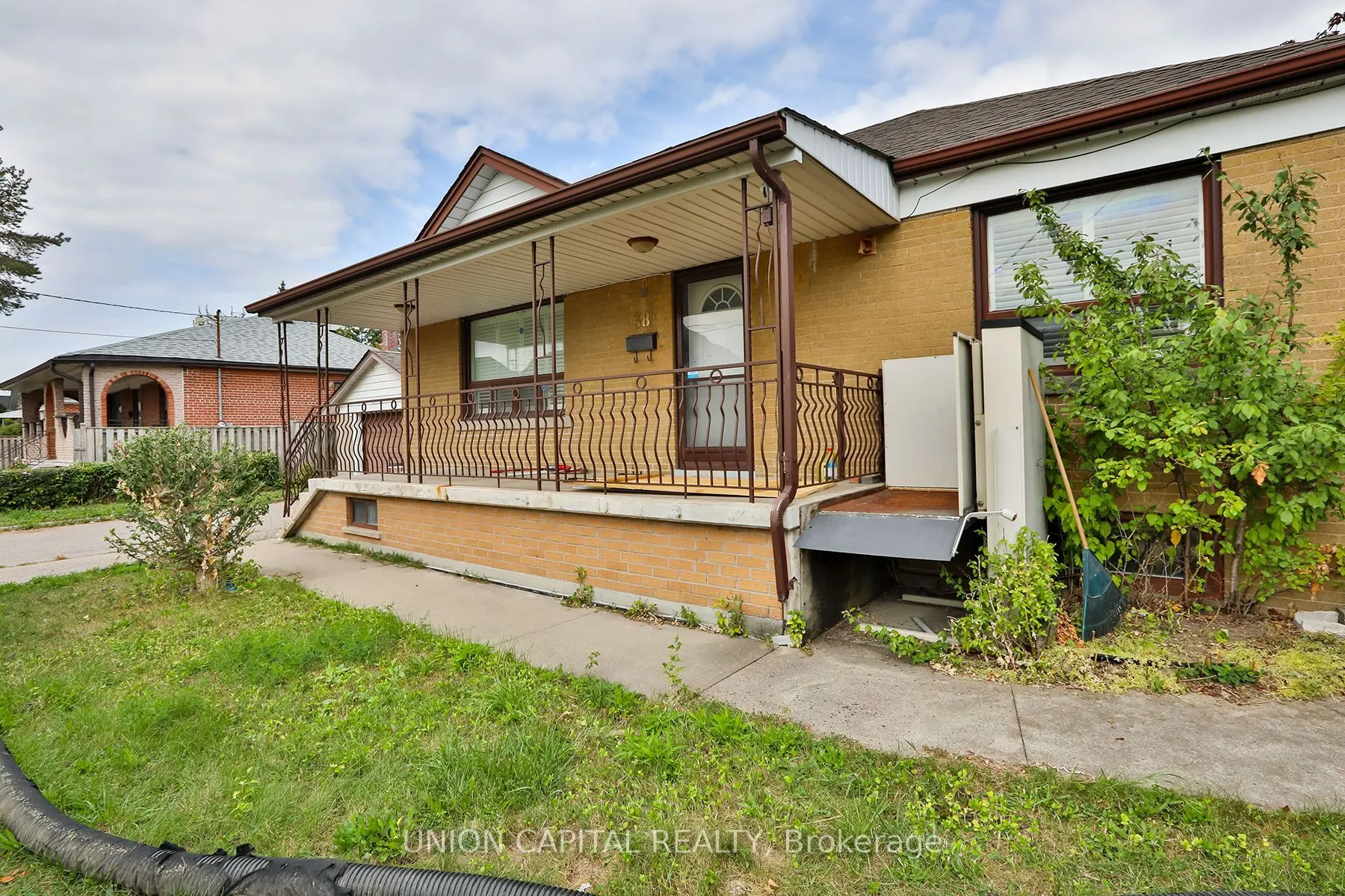 38 Claver Avenue