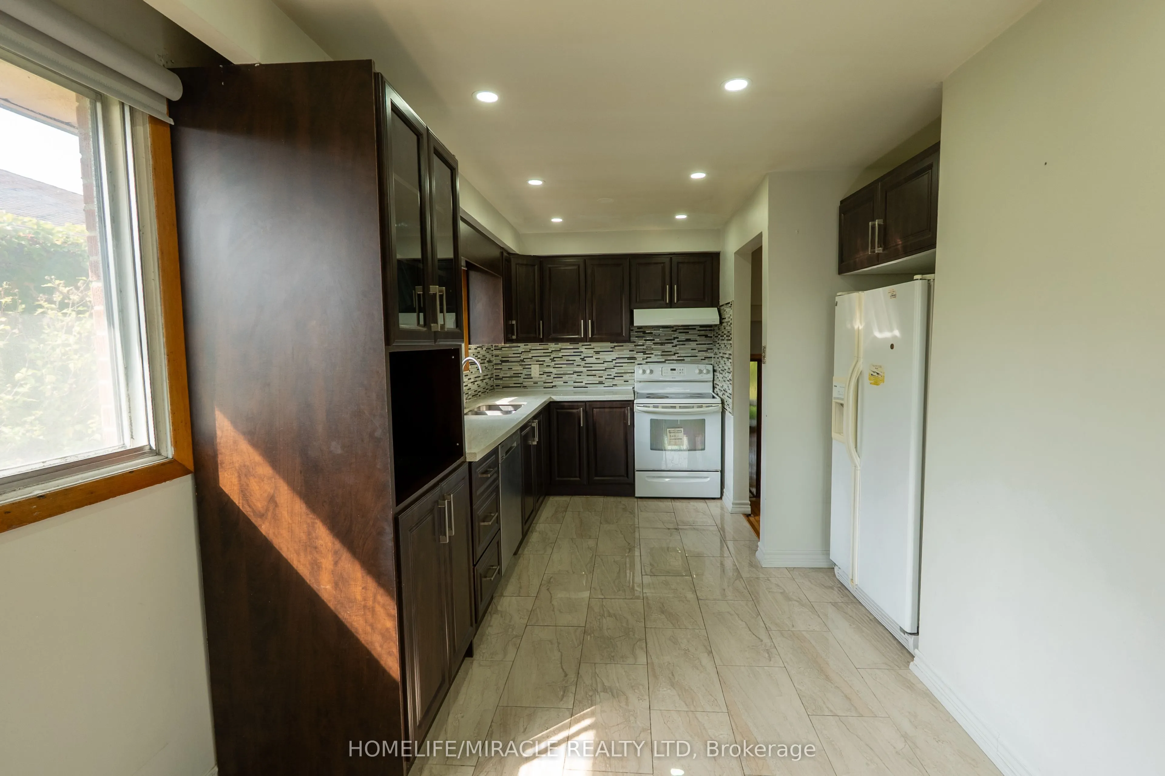12 Bruback Road
