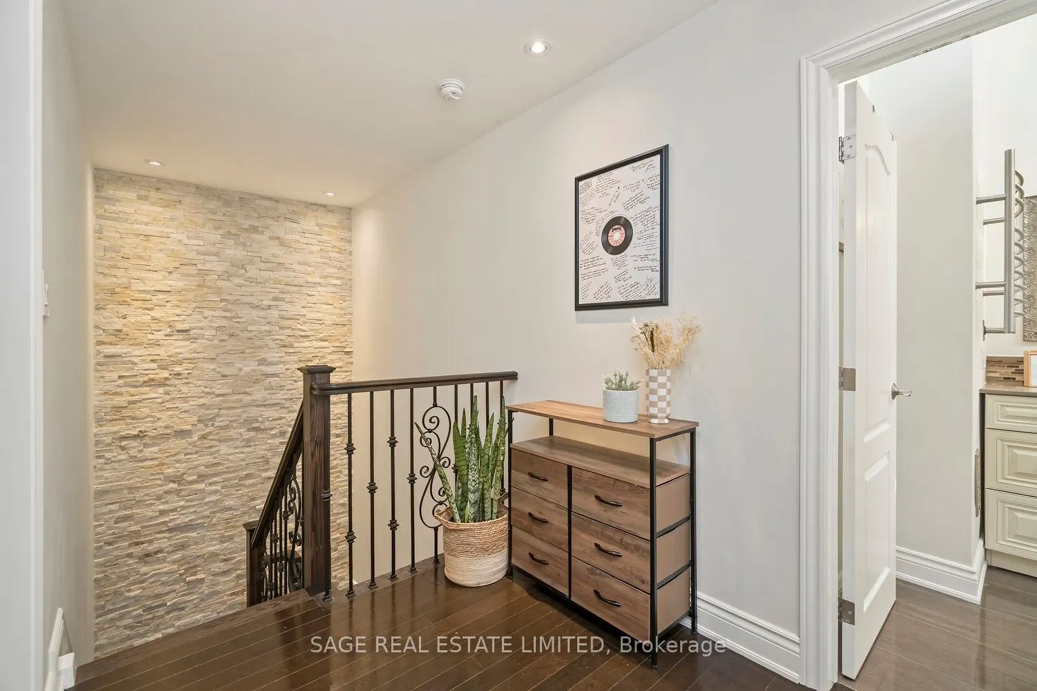 3308 The Credit Woodlands, #16
