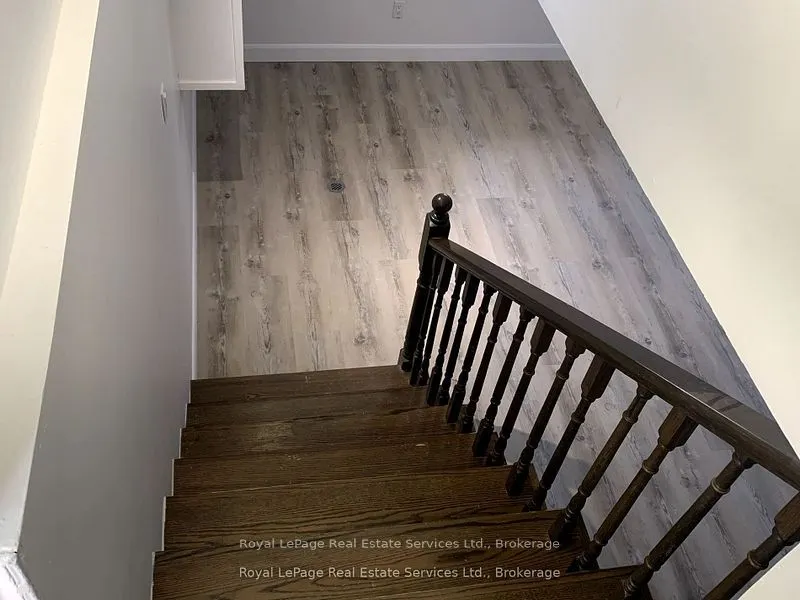 1033 Gardner Avenue, #2