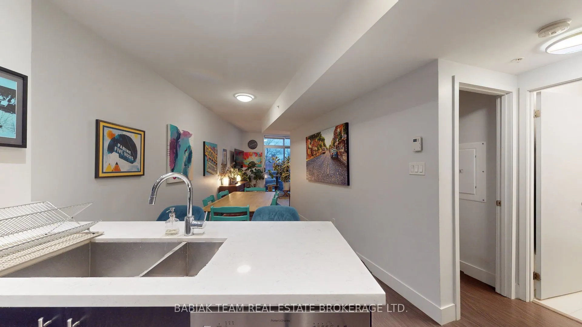 332 High Park Avenue, #301