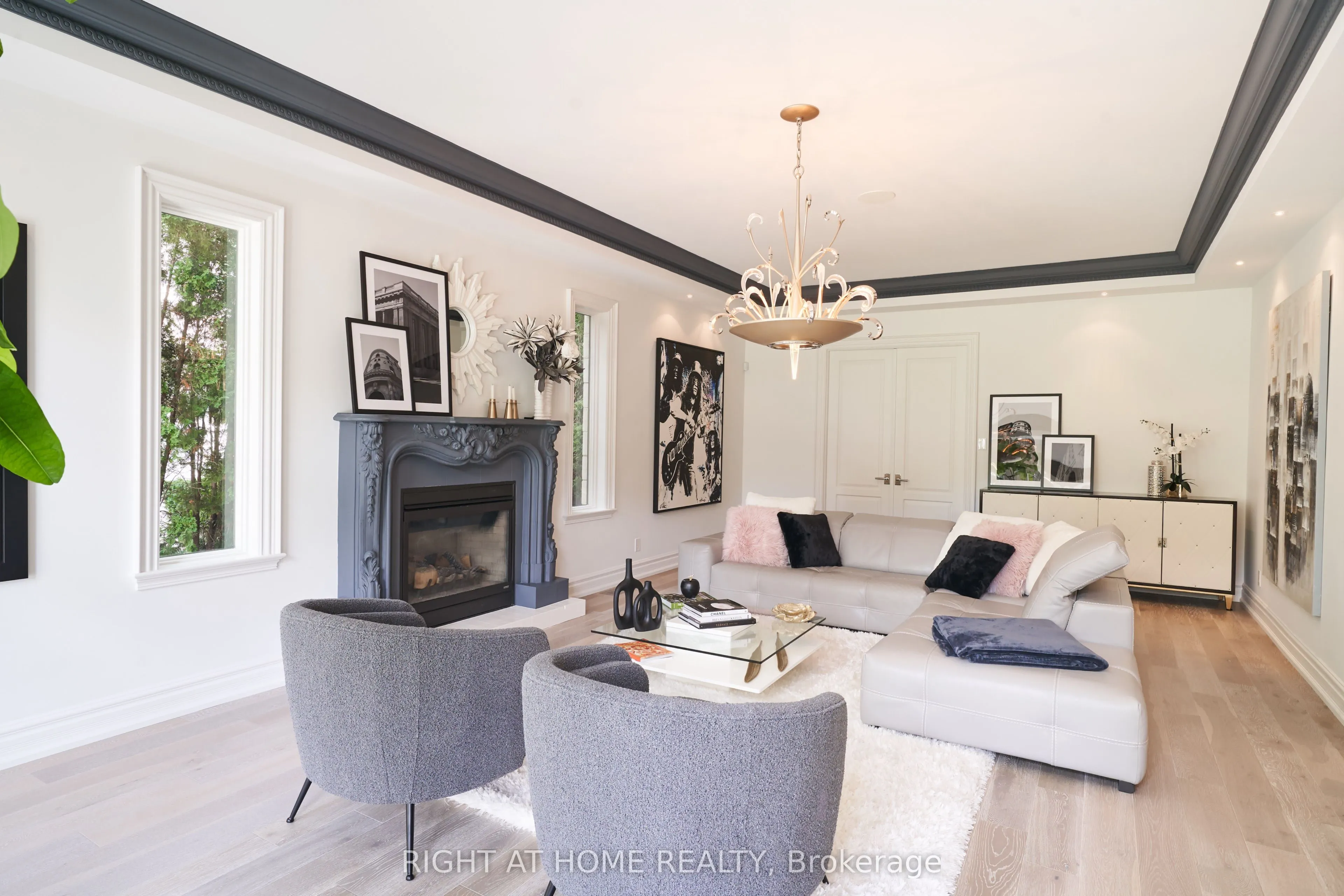 1305 Royal York Road