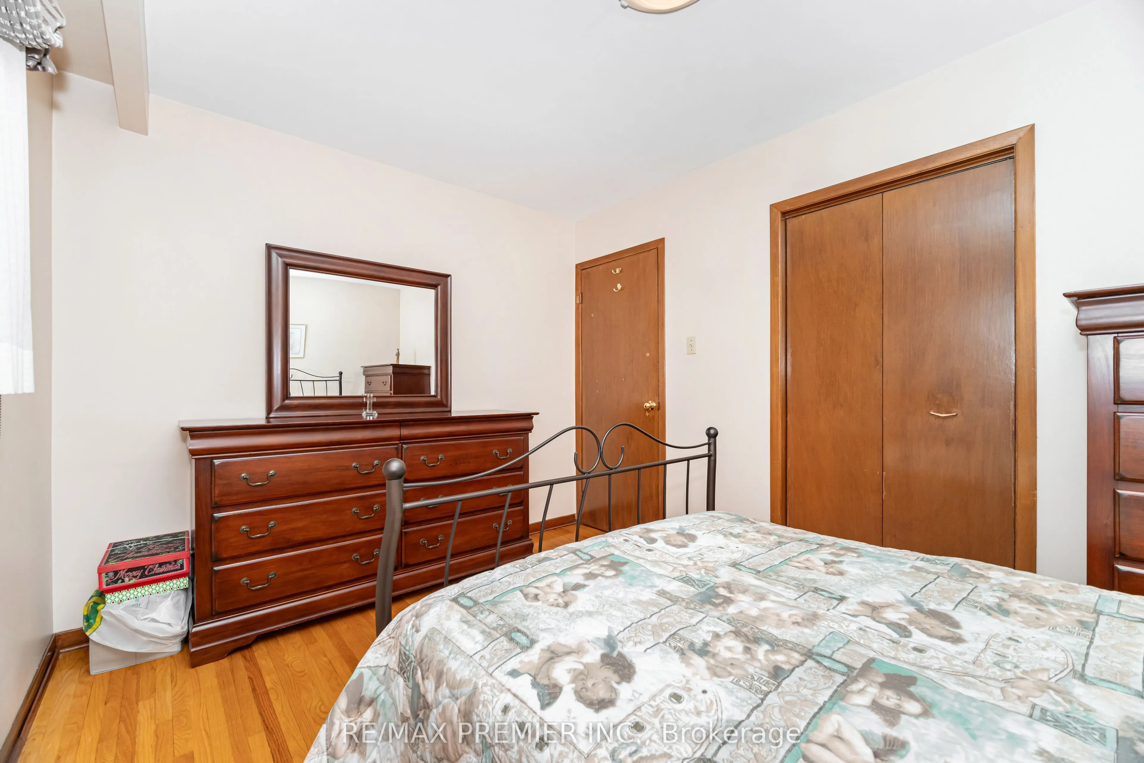 30 Dellbrook Crescent