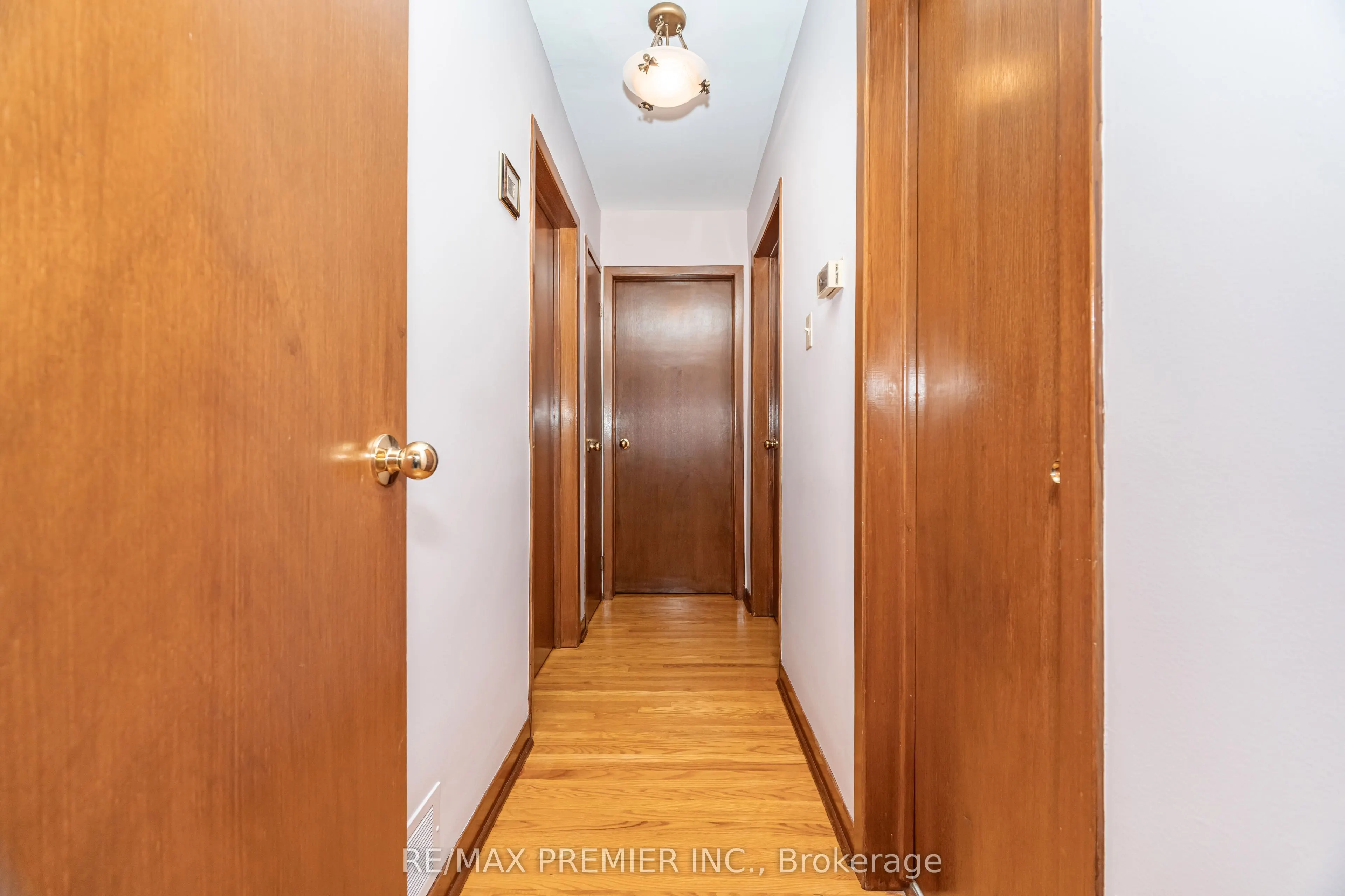 30 Dellbrook Crescent
